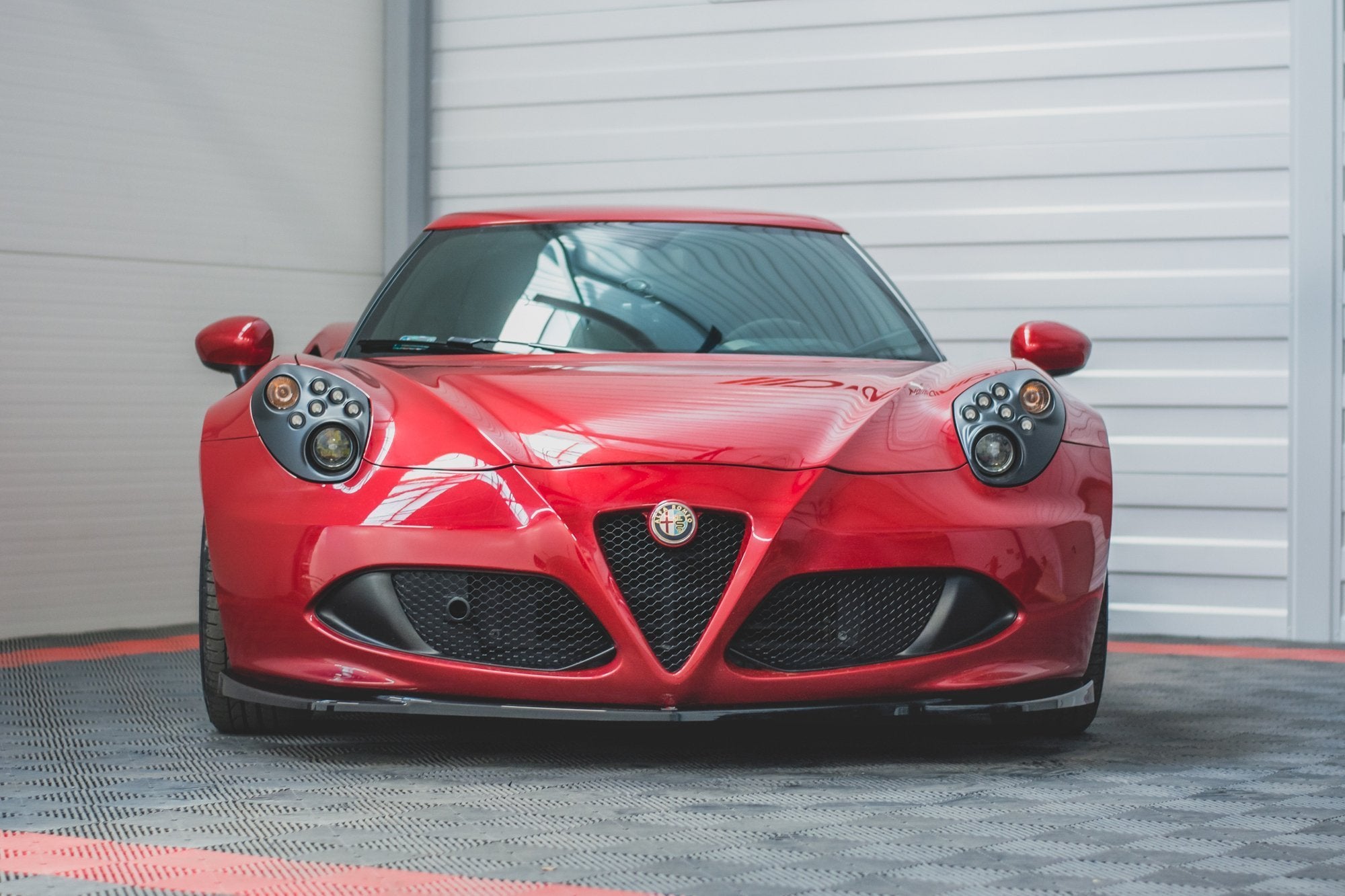 Maxton Design Street+ Spoilerlippe Front Ansatz passend für Alfa Romeo 4C schwarz Hochglanz