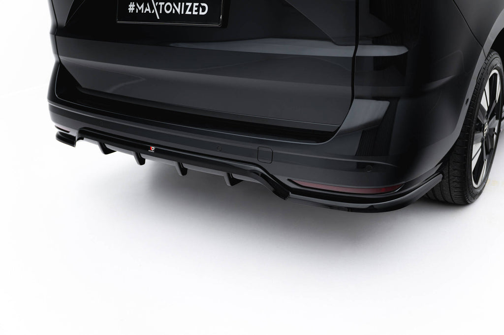 Maxton Design Street+ Mittlerer Diffusor RACE passend für VW Multivan Long T7 schwarz Hochglanz