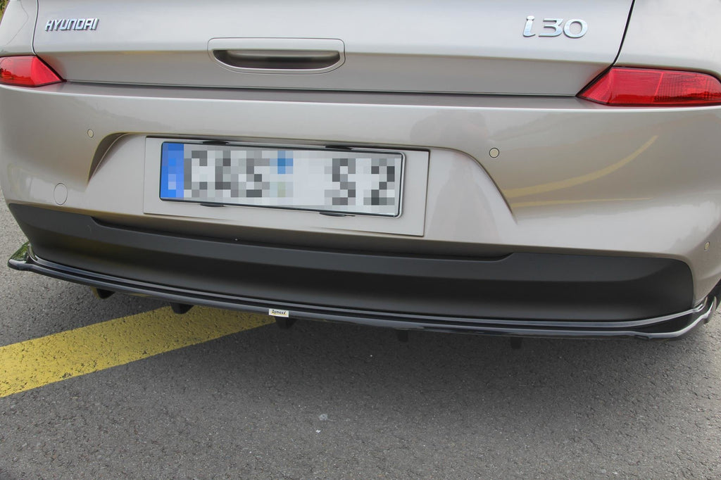 Maxton Design Heckansatz im DTM LOOK HYUNDAI I30 MK3 HATCHBACK schwarz Hochglanz für Hyundai I 30 Mk3
