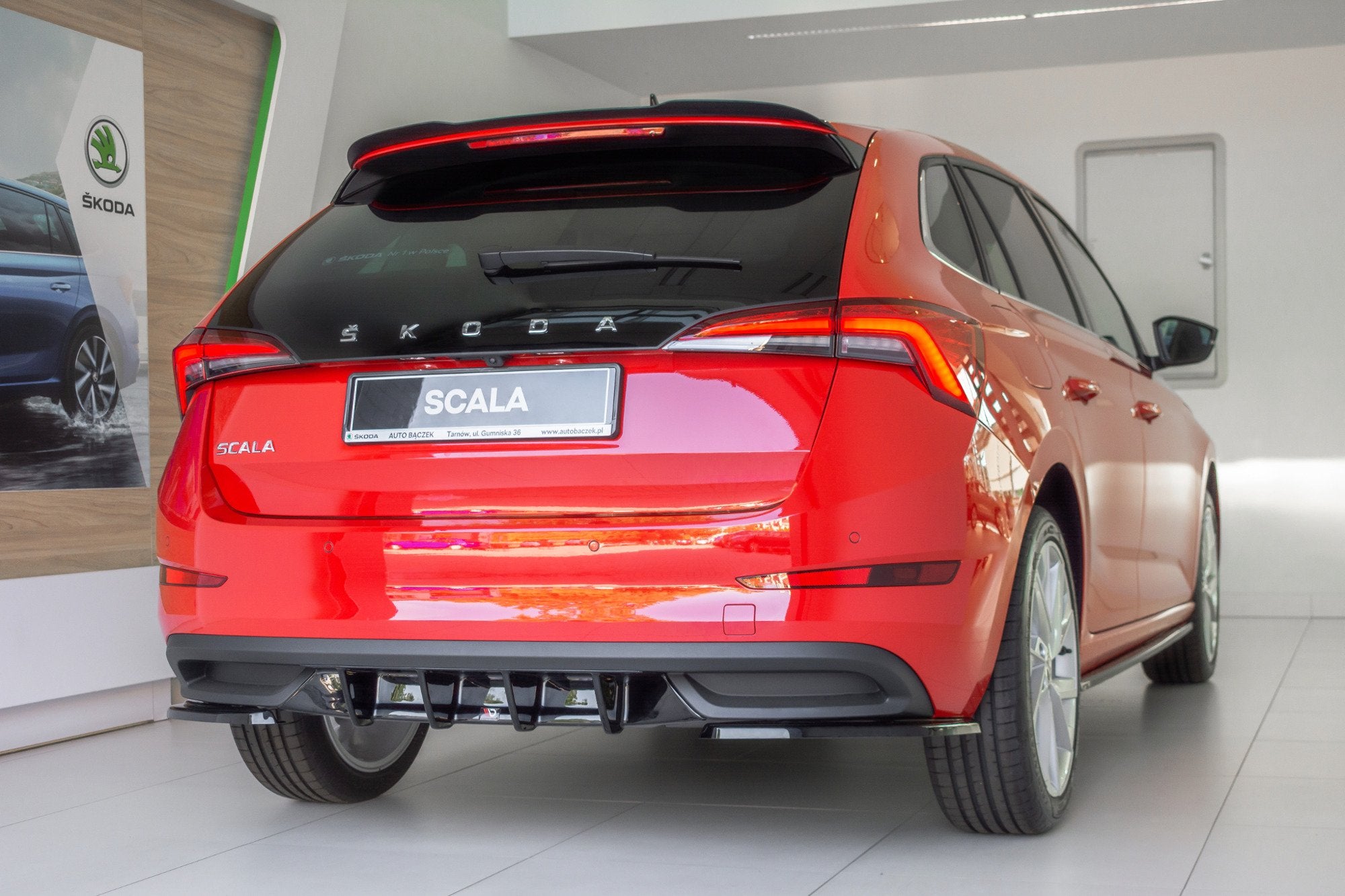 Maxton Design Diffusor Heck Ansatz passend für Skoda Scala schwarz Hochglanz