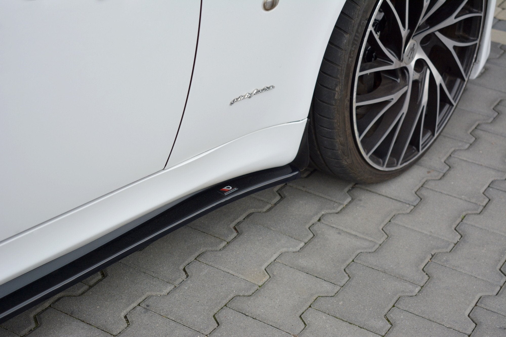 Maxton Design Street+ Seitenschweller Leisten passend für Maserati Quattroporte Mk5 Facelift schwarz Hochglanz