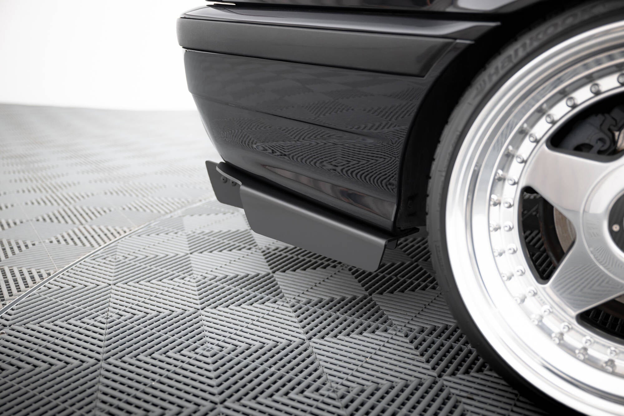 Maxton Design Diffusor Heck Ansatz passend für Heckschürze passend für BMW M3 / 3 M-Paket Coupe / Cabrio E36