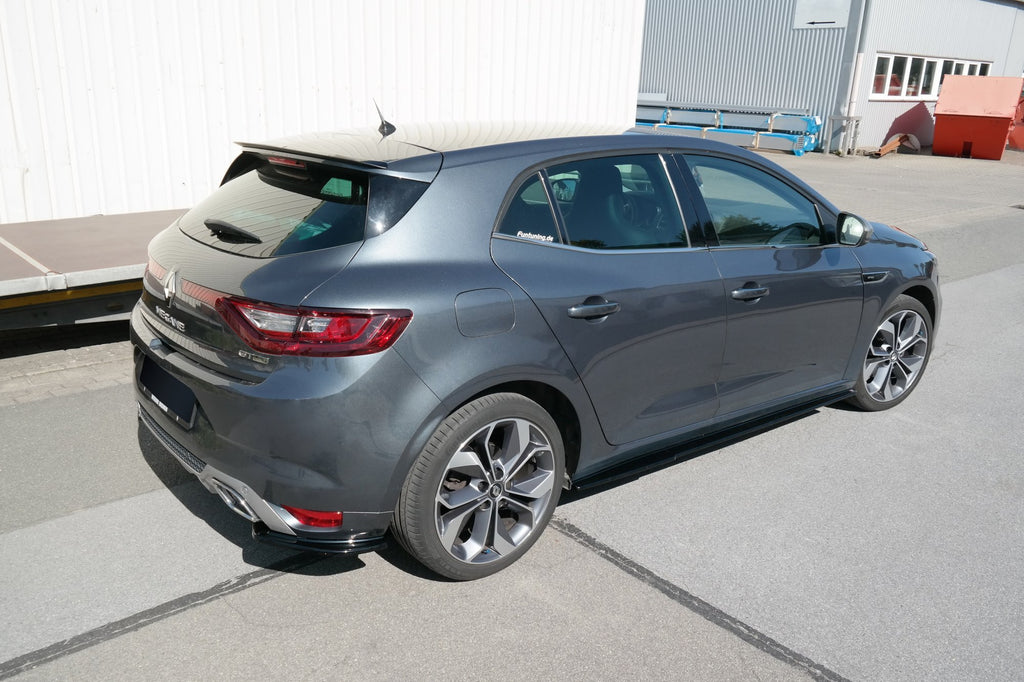 Maxton Design Heck Ansatz Flaps Diffusor passend für Renault Megane Mk.4 GT-Line schwarz Hochglanz