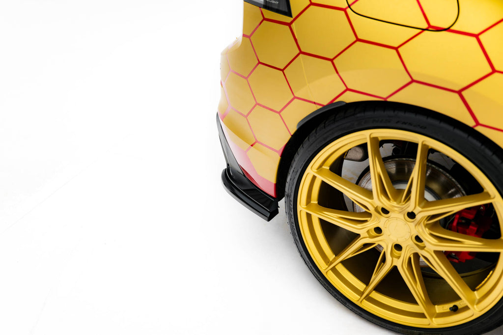 Maxton Design Heck Ansatz Flaps Diffusor V.4 passend für VW Golf GTI Clubsport Mk8 Facelift schwarz Hochglanz