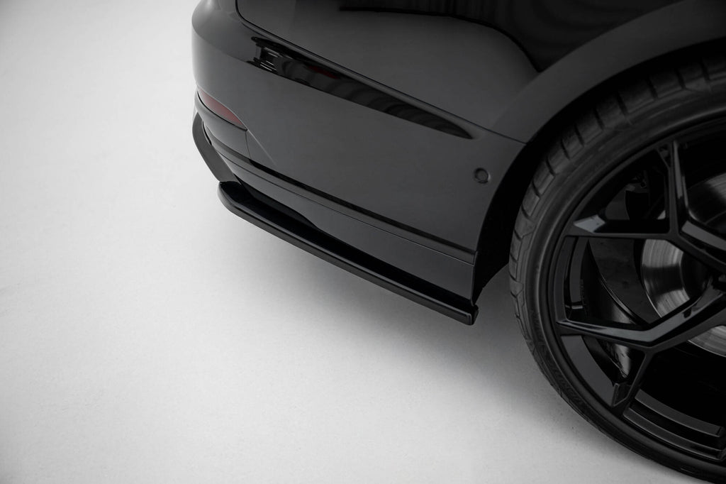 Maxton Design Heck Ansatz Flaps Diffusor V.2 passend für Audi S8 D5 schwarz Hochglanz