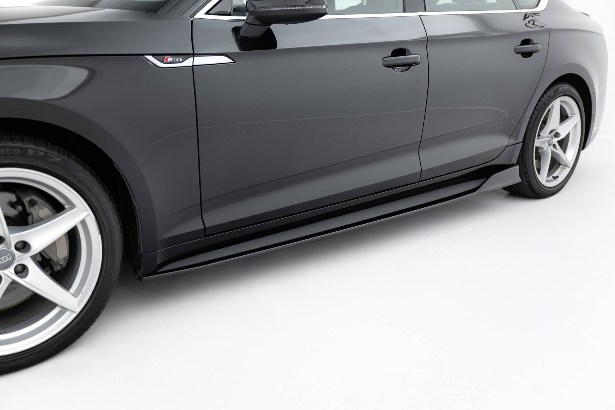 Maxton Design Street+ Seitenschweller Leisten passend für Audi S5 / A5 S-Line Sportback F5 schwarz Hochglanz