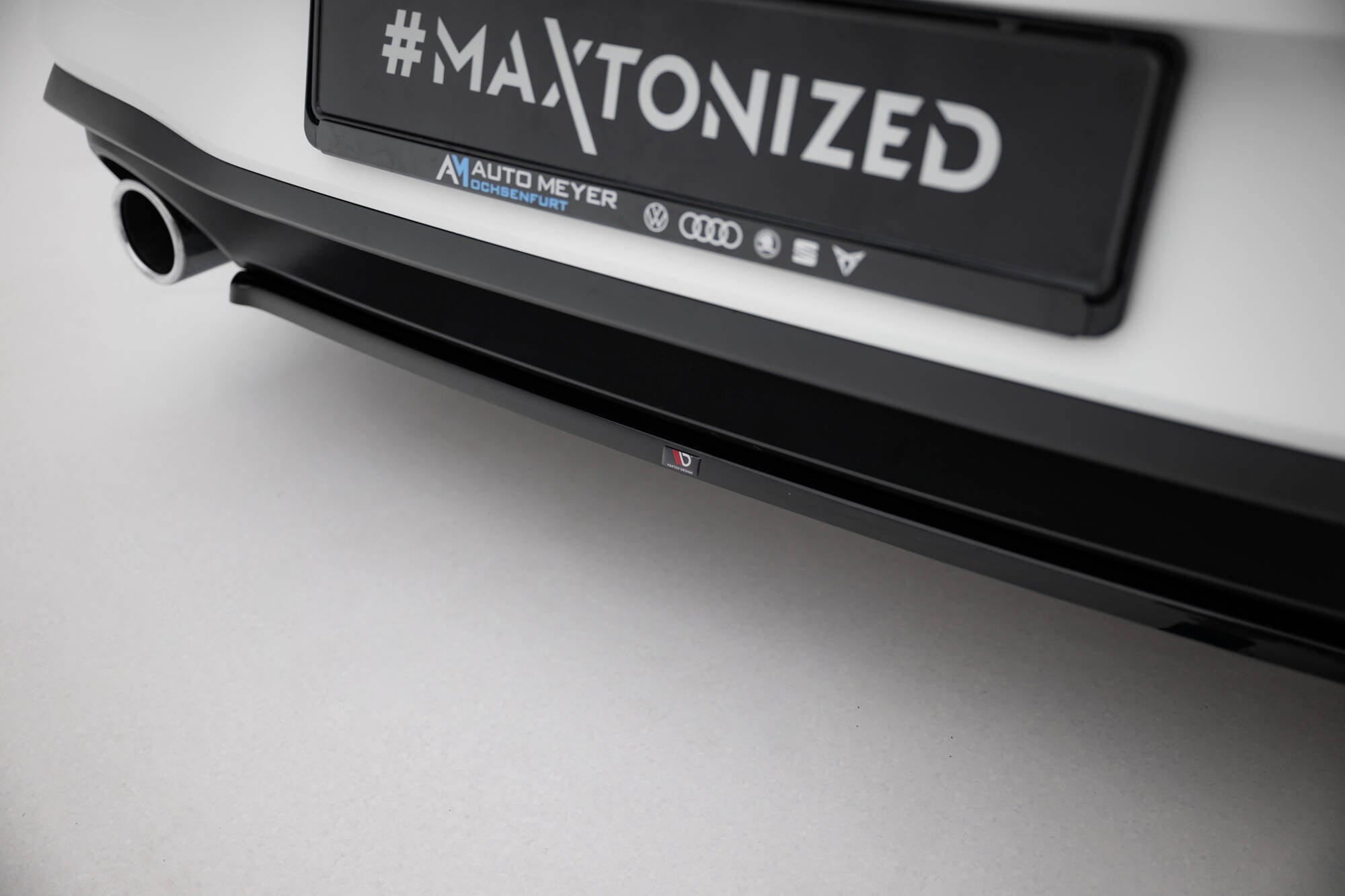 Maxton Design Heckansatz VW Golf GTI Mk8 schwarz Hochglanz für Volkswagen Golf Mk8