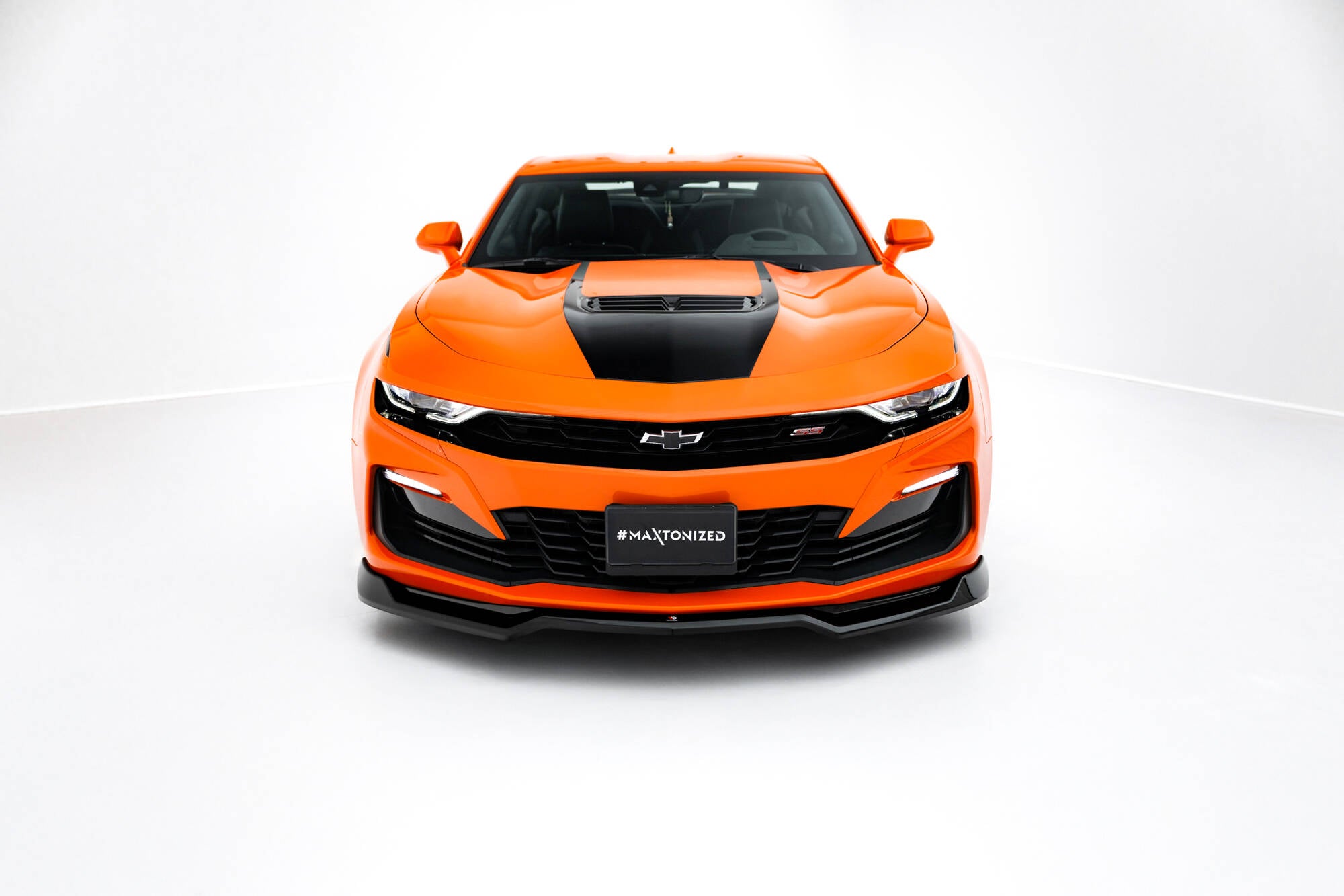 Maxton Design Street+ Spoilerlippe Front Ansatz V.1 passend für Chevrolet Camaro SS Mk6 Facelift schwarz Hochglanz