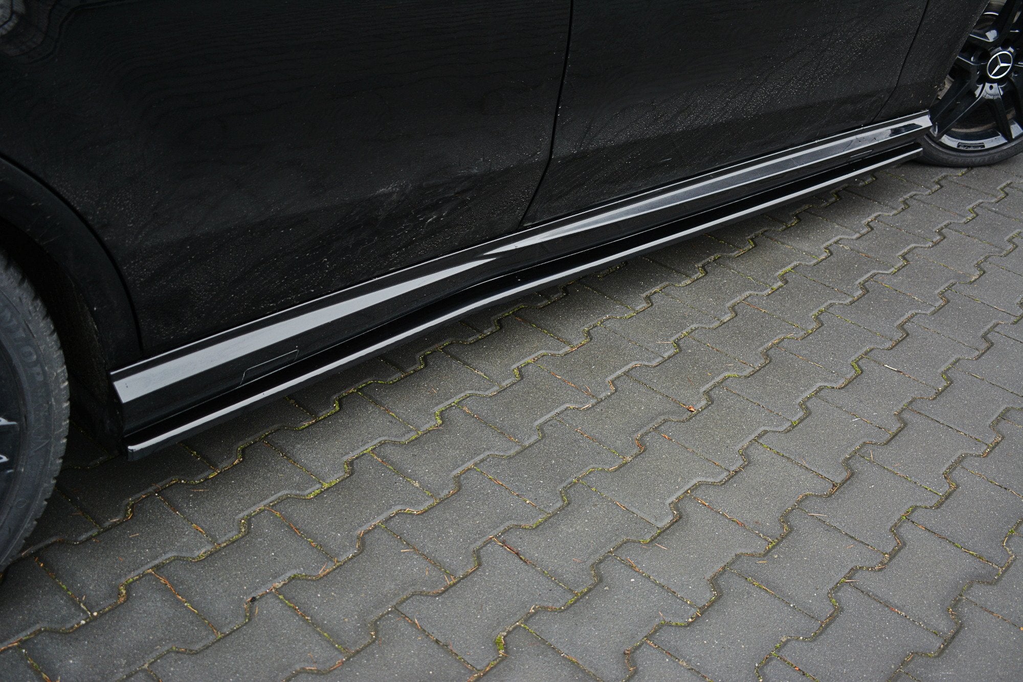 Maxton Design Street+ Seitenschweller Leisten passend für Mercedes-Benz E63 AMG W212 schwarz Hochglanz