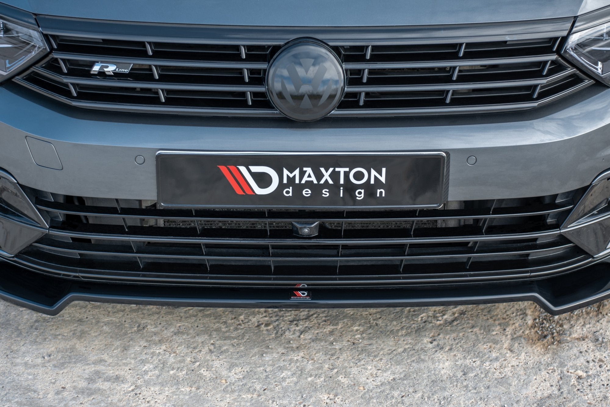 Maxton Design Street+ Spoilerlippe Front Ansatz V.2 passend für VW Passat R-Line B8 schwarz Hochglanz