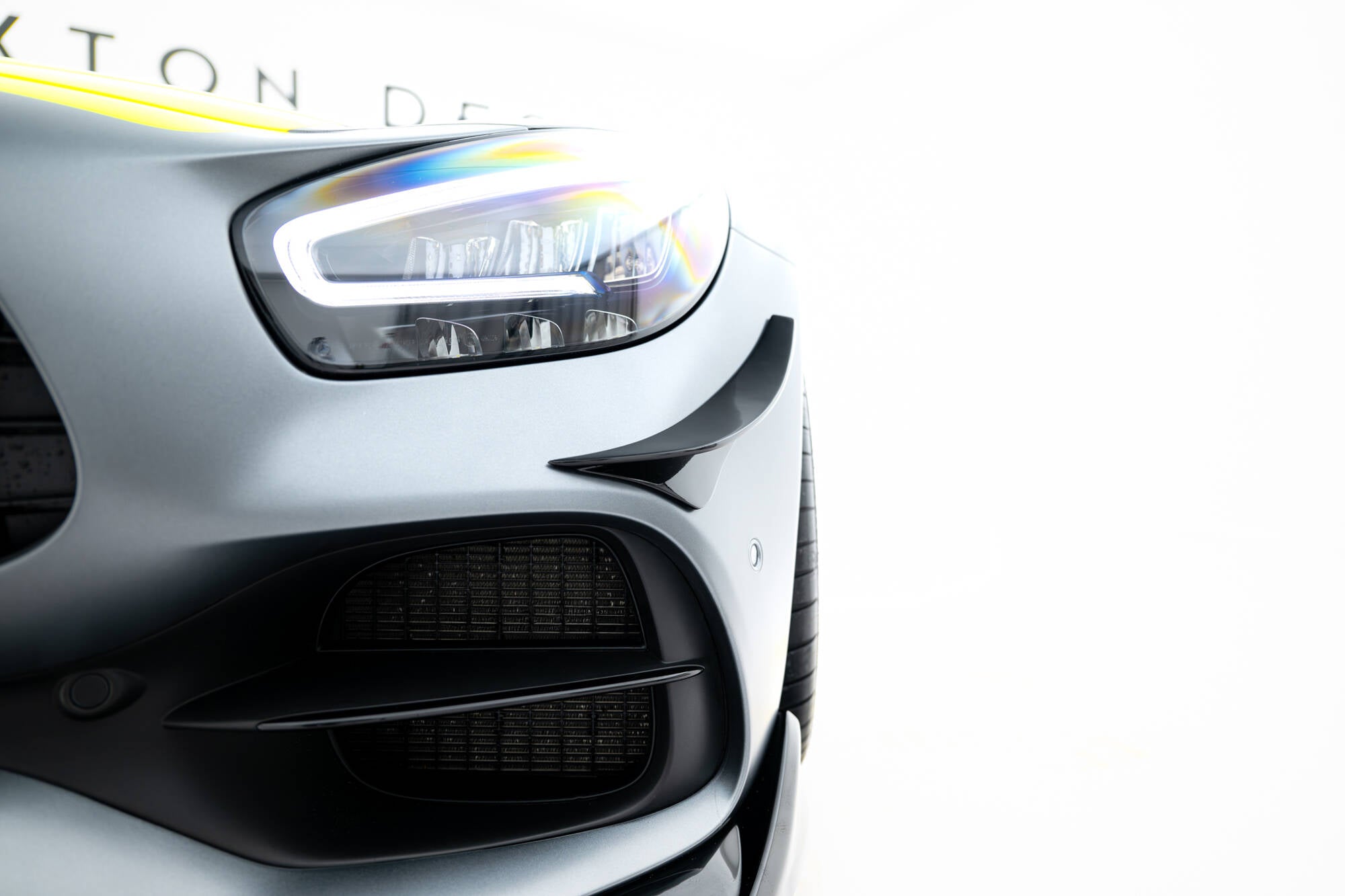 Maxton Design Stoßstangen Flaps Wings vorne Canards passend für Mercedes-AMG GT C C190 Facelift