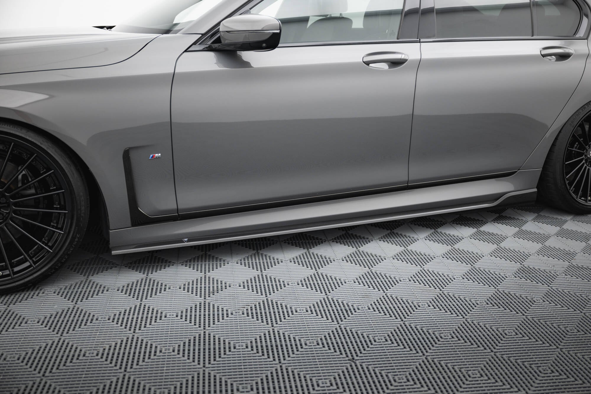 Maxton Design Prepreg Carbon Fiber Seitenschweller BMW 7 M-Paket G11 Facelift für BMW 7er G11
