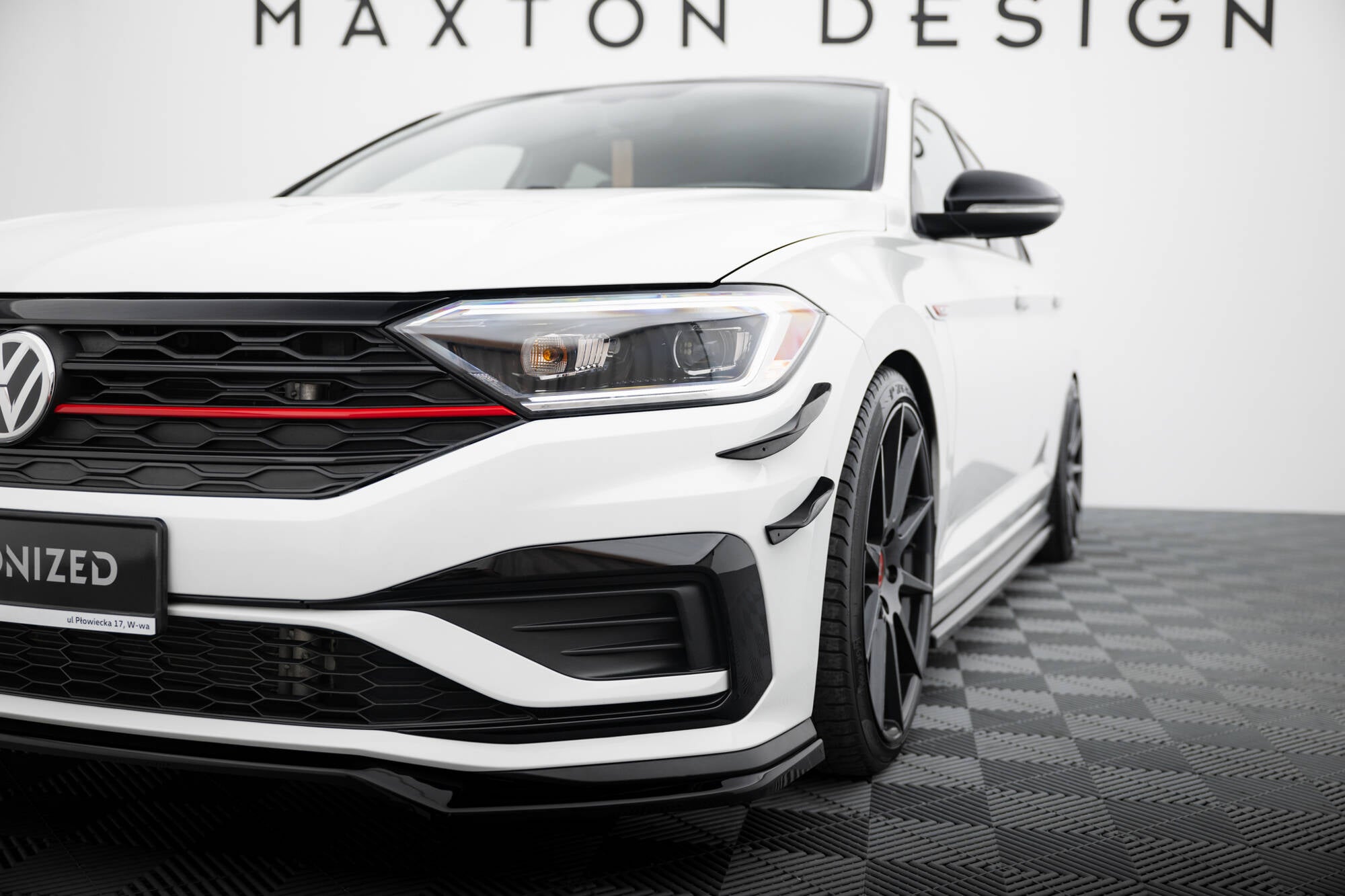 Maxton Design Stoßstangen Flaps Wings vorne Canards passend für VW Jetta GLI Mk7