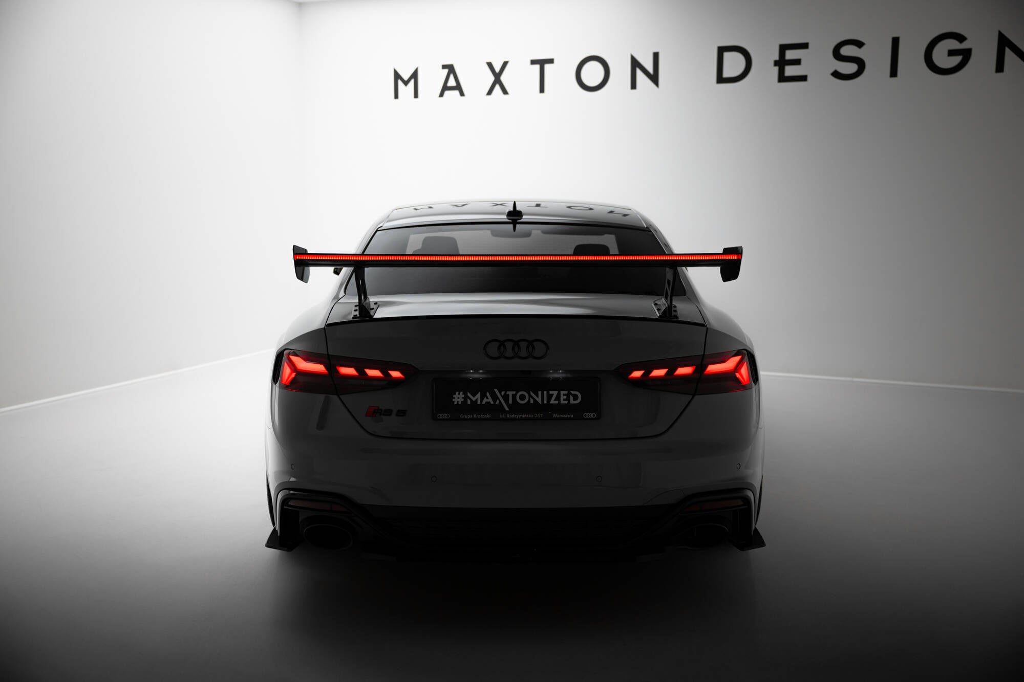 Maxton Design Carbon Spoiler With External Brackets Uprights V.2 + LED Audi A5 / A5 S-Line / S5 / RS5 Coupe F5 / F5 Facelift für Audi A5 / S5 / RS5