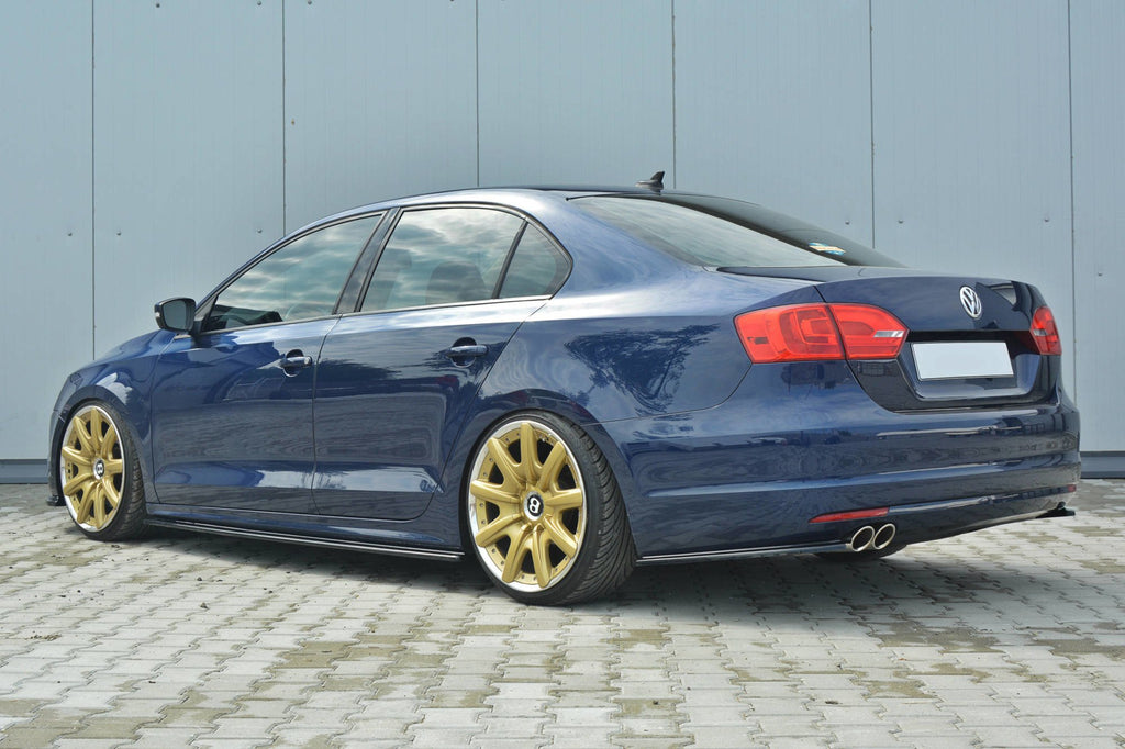 Maxton Design Street+ Seitenschweller Leisten passend für VOLKSWAGEN JETTA MK6 SEDAN vor Facelift schwarz Hochglanz