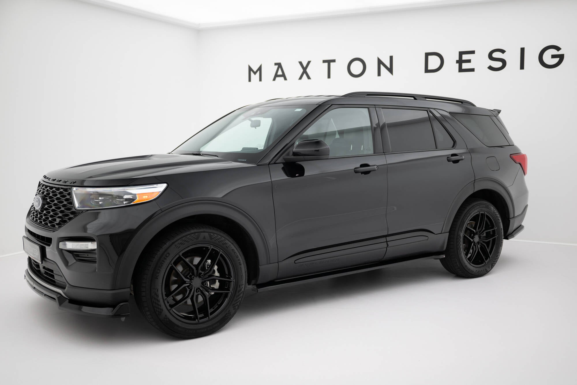 Maxton Design Street+ Seitenschweller Leisten passend für Ford Explorer XLT Mk6 schwarz Hochglanz