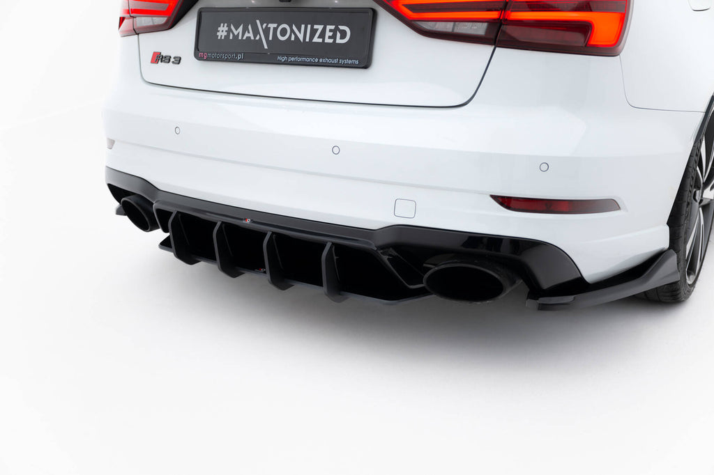 Maxton Design Street Pro Heckschürze V.2 passend für Audi RS3 Limousine 8V Facelift