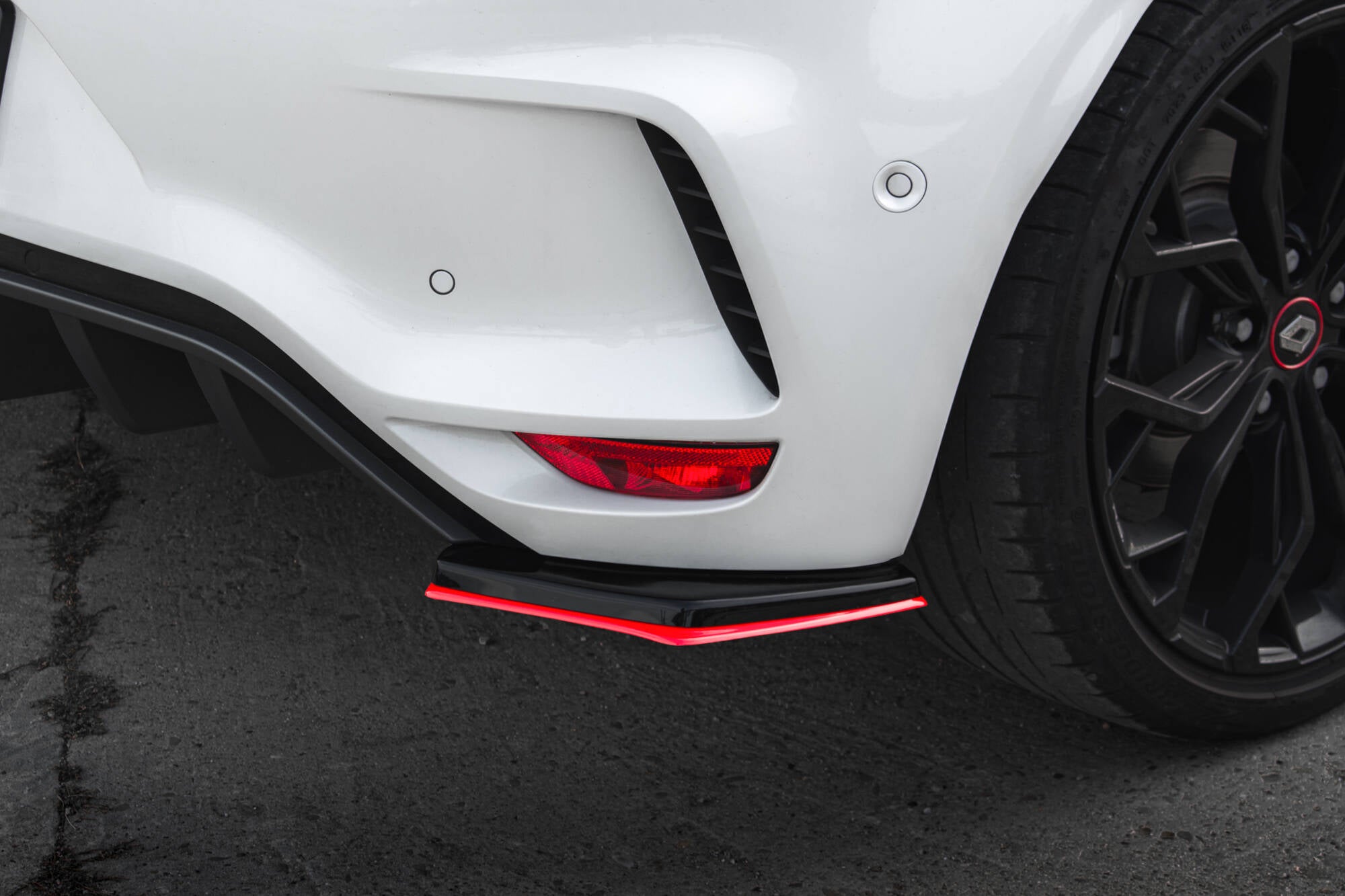 Maxton Design Heck Ansatz Flaps Diffusor V.2 passend für Renault Megane RS Mk4