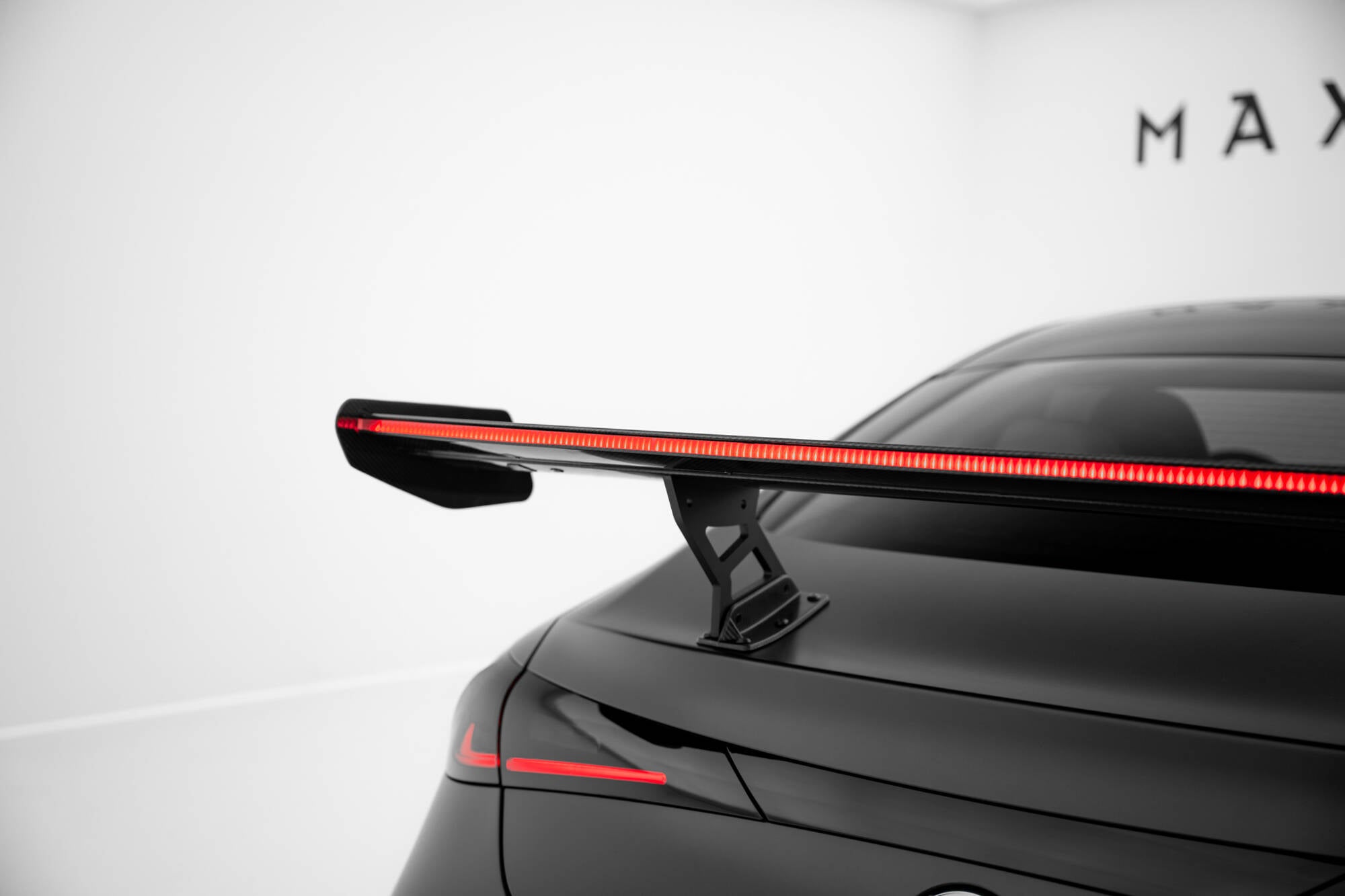 Maxton Design Carbon Spoiler V.2 + LED Mercedes-AMG CLE 53 C236 für Mercedes-Benz CLE C236