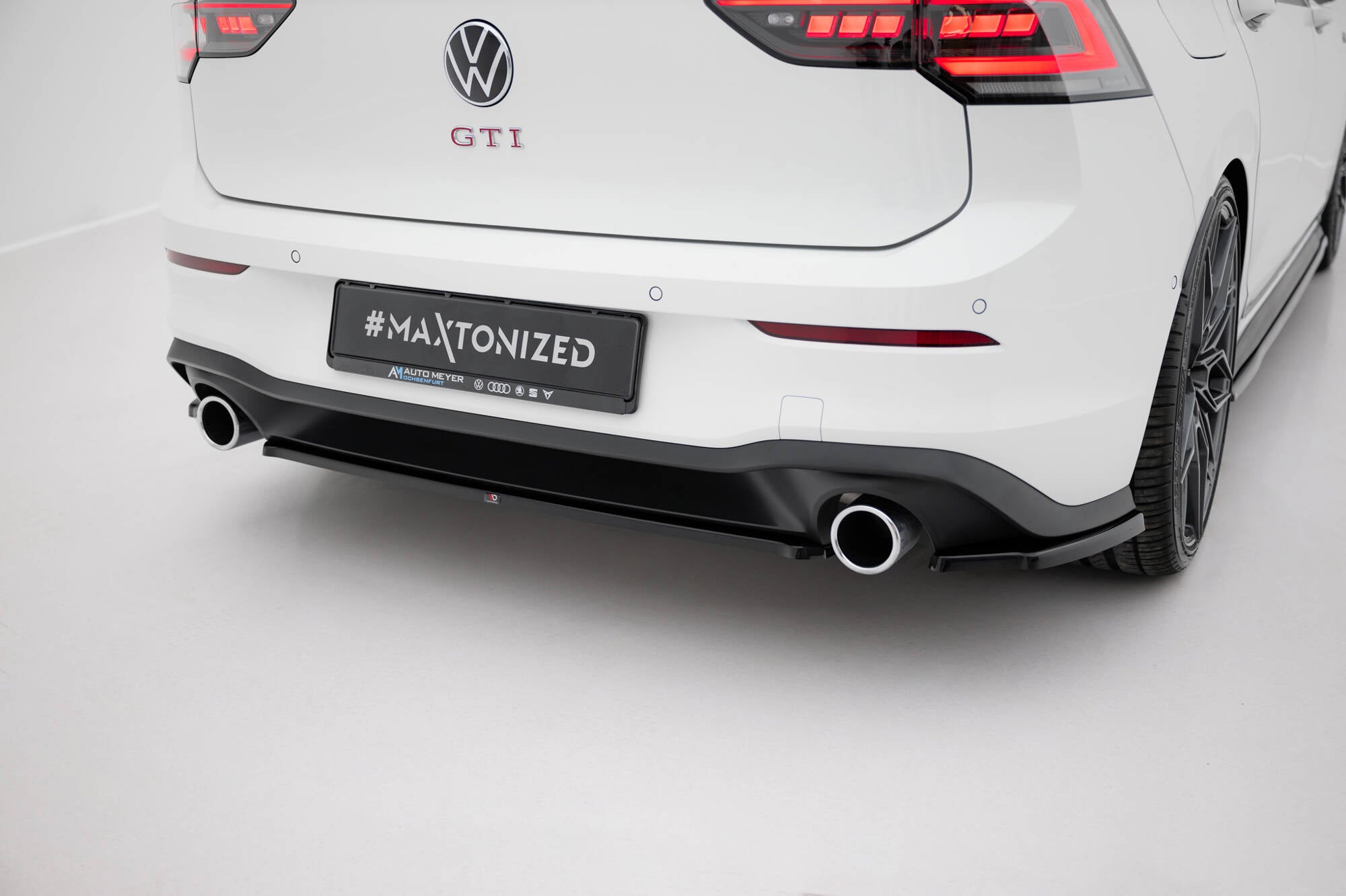 Maxton Design Heckansatz VW Golf GTI Mk8 schwarz Hochglanz für Volkswagen Golf Mk8