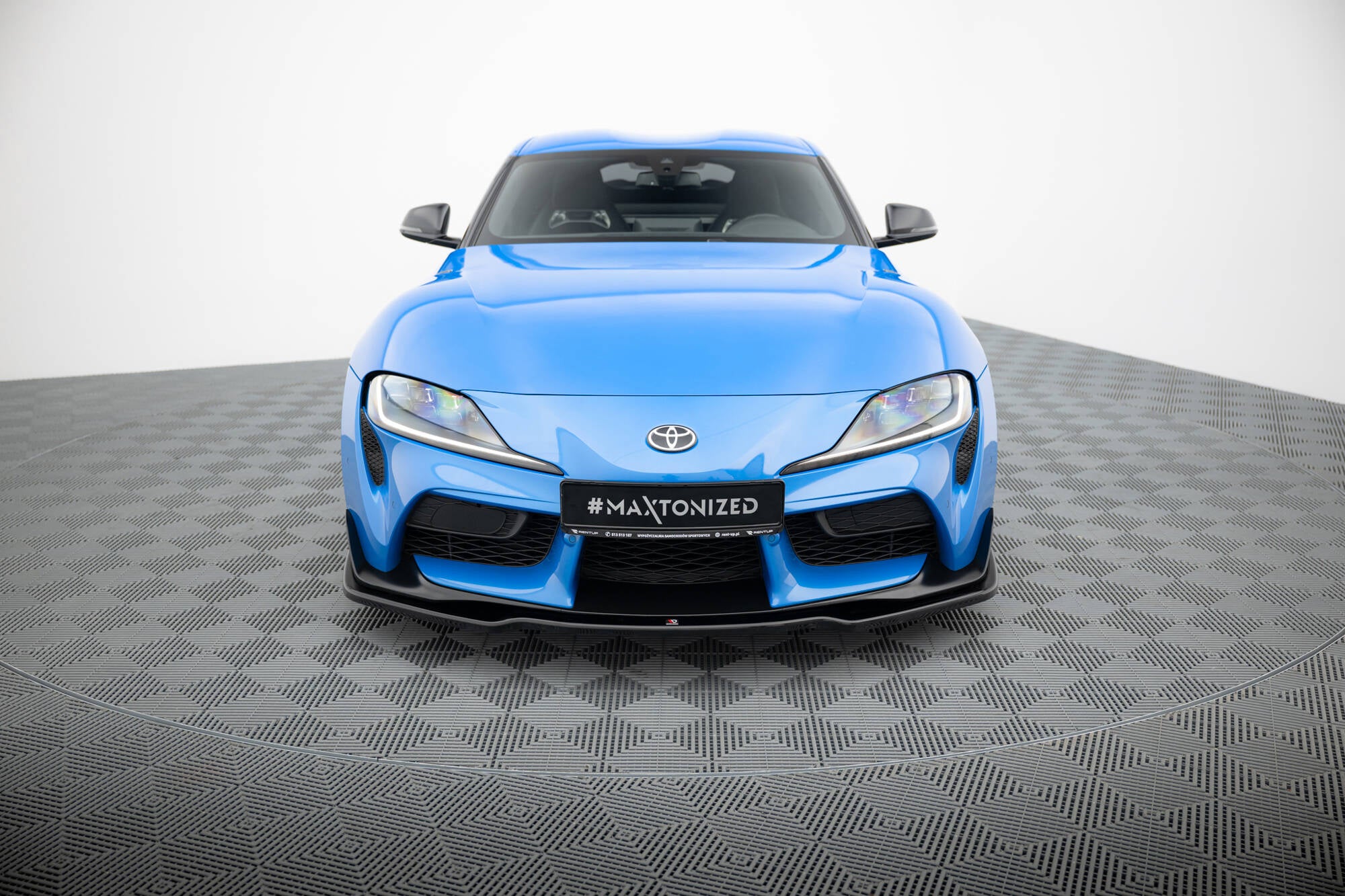 Maxton Design Street+ Spoilerlippe Front Ansatz V.2 passend für Toyota Supra Mk5 schwarz Hochglanz