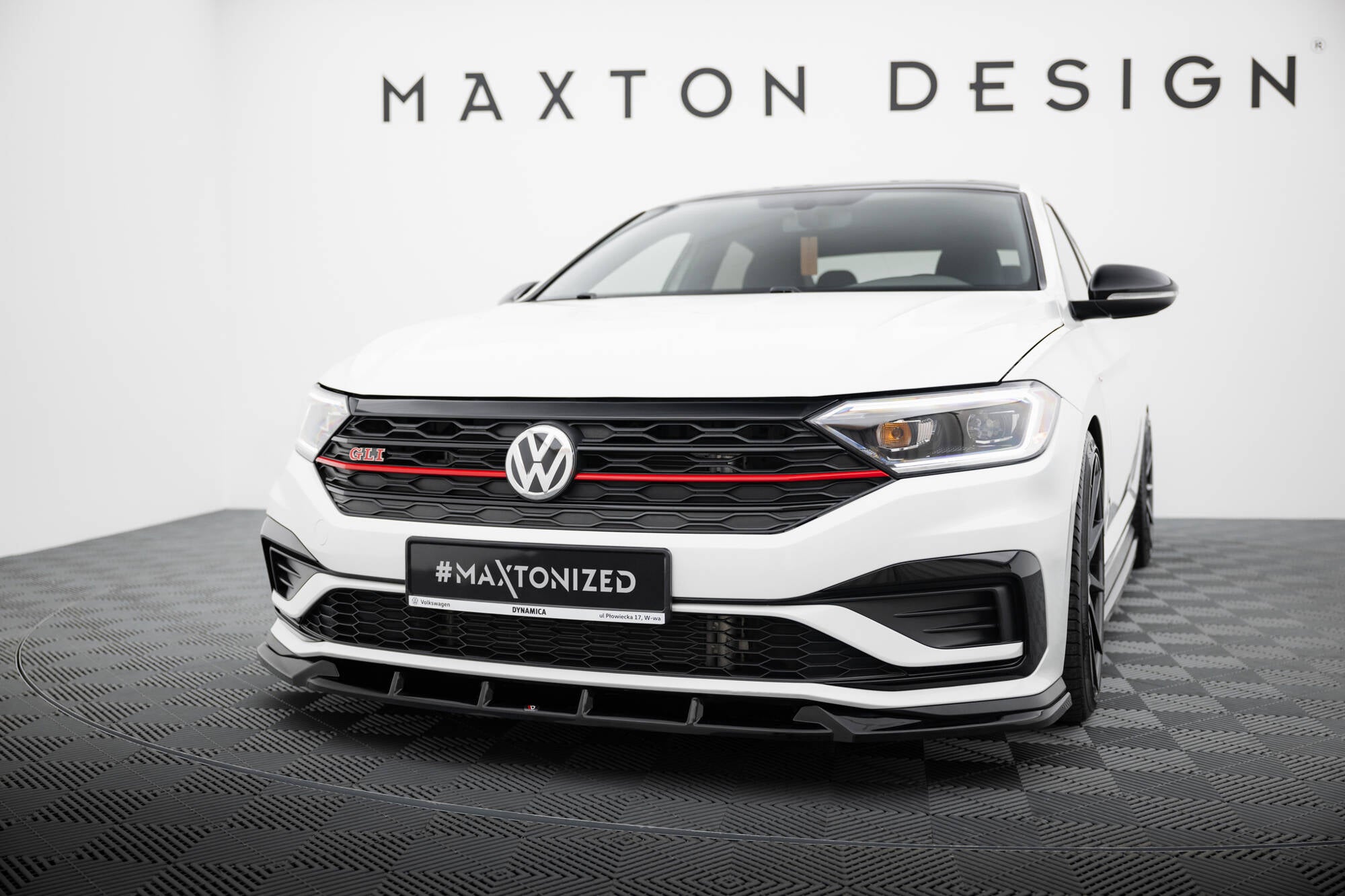 Maxton Design Street+ Spoilerlippe Front Ansatz V.1 passend für VW Jetta GLI Mk7 schwarz Hochglanz