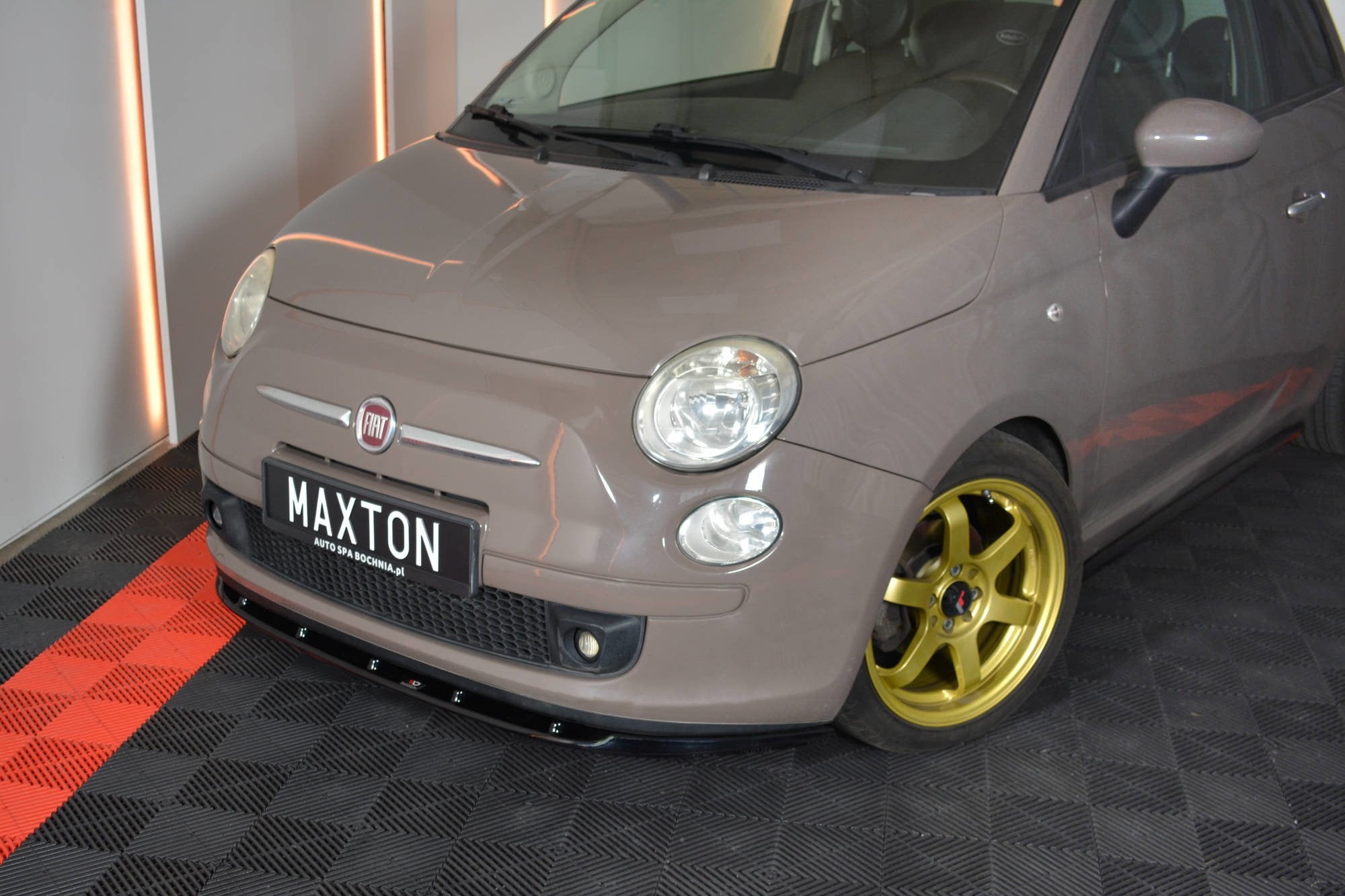 Maxton Design Street+ Spoilerlippe Front Ansatz V.1 passend für FIAT 500 HATCHBACK vor Facelift schwarz Hochglanz