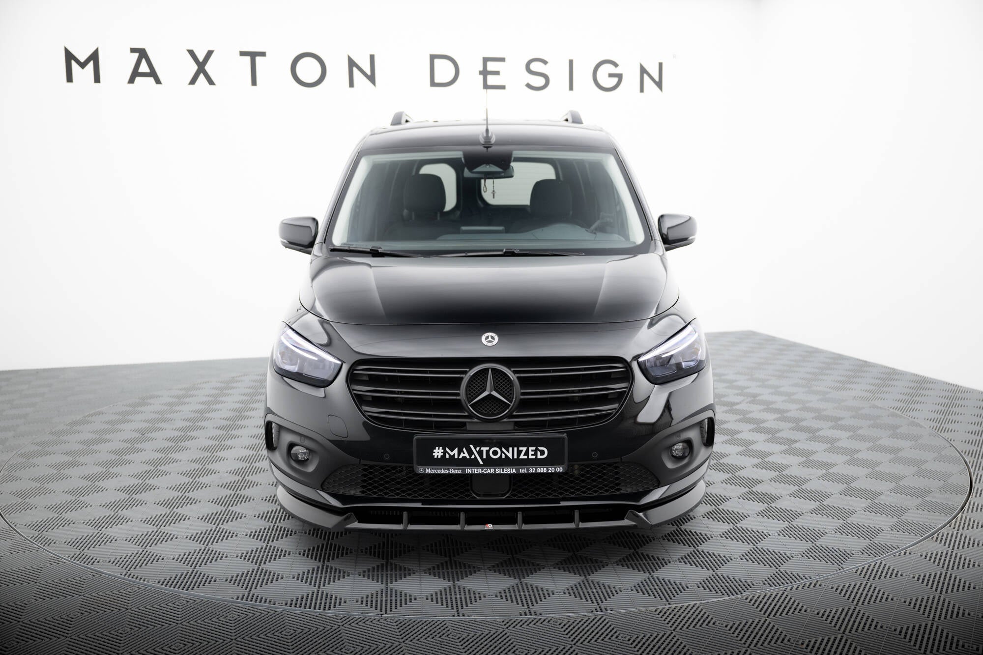 Maxton Design Street+ Spoilerlippe Front Ansatz passend für Mercedes-Benz T W420 schwarz Hochglanz