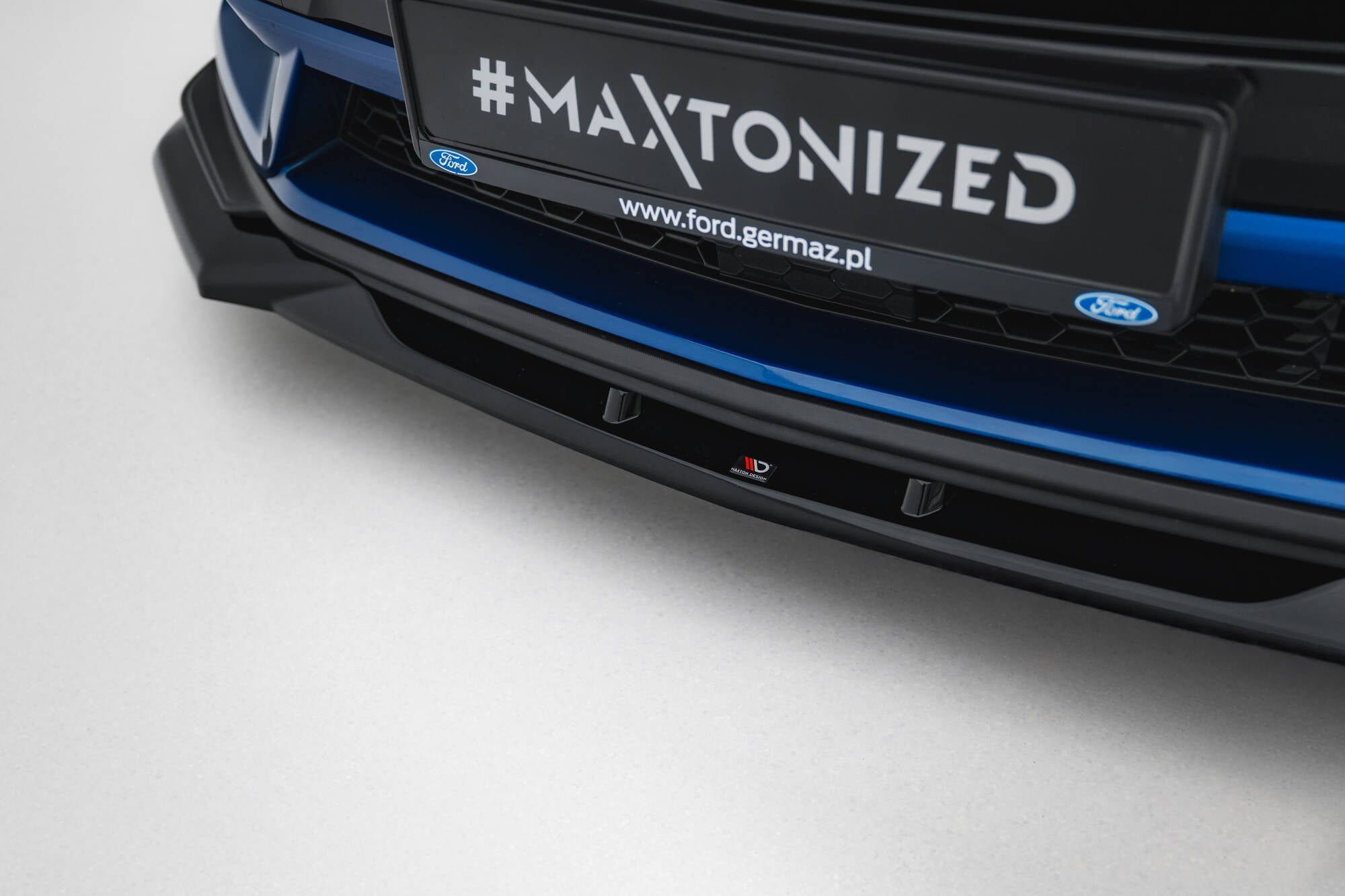 Maxton Design Street+ Spoilerlippe Front Ansatz V.2 passend für Ford Mustang GT Mk7 schwarz Hochglanz