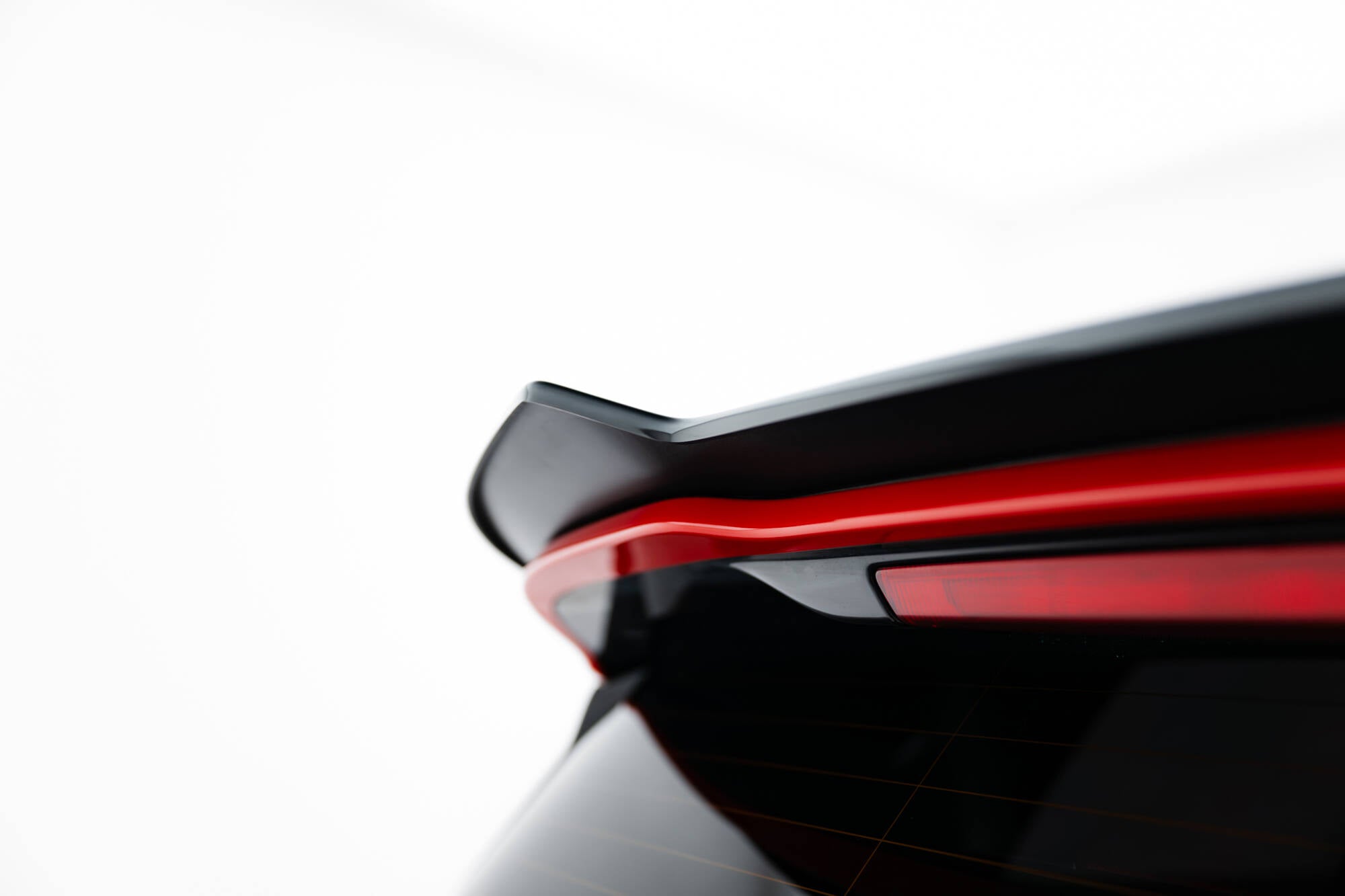 Maxton Design Spoiler CAP V.1 passend für Ford Fiesta Mk8 ST / ST-Line schwarz Hochglanz