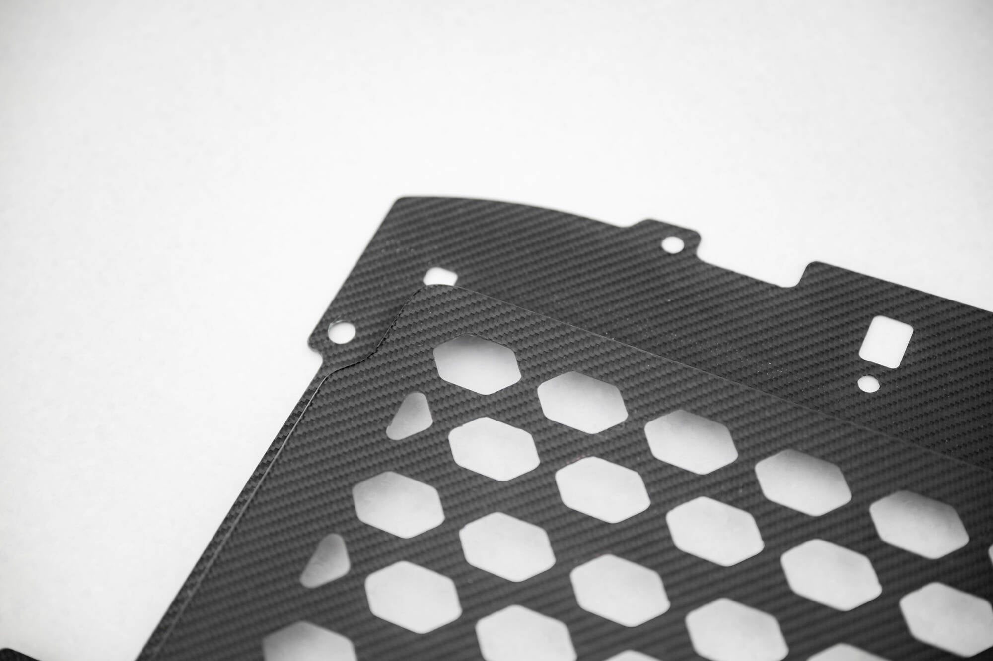 Maxton Design Carbon Fiber Engine Cover BMW M2 G87 für BMW M2 G87