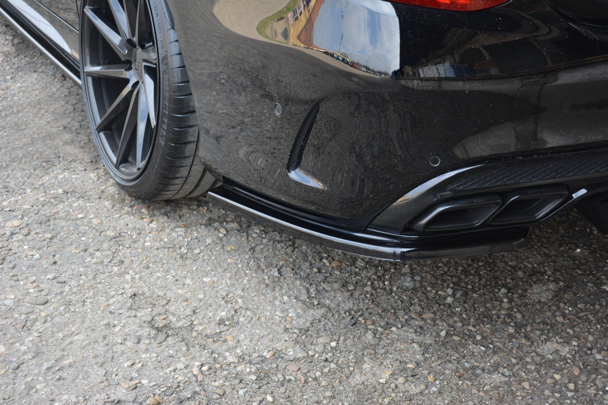 Maxton Design Heck Ansatz Flaps Diffusor passend für Mercedes-AMG C 43 Limousine W205 Facelift schwarz Hochglanz