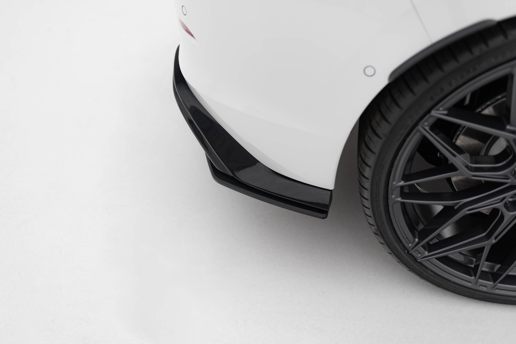 Maxton Design Street Pro Heck Ansatz Flaps Diffusor V.1 passend für VW Golf GTI Mk8