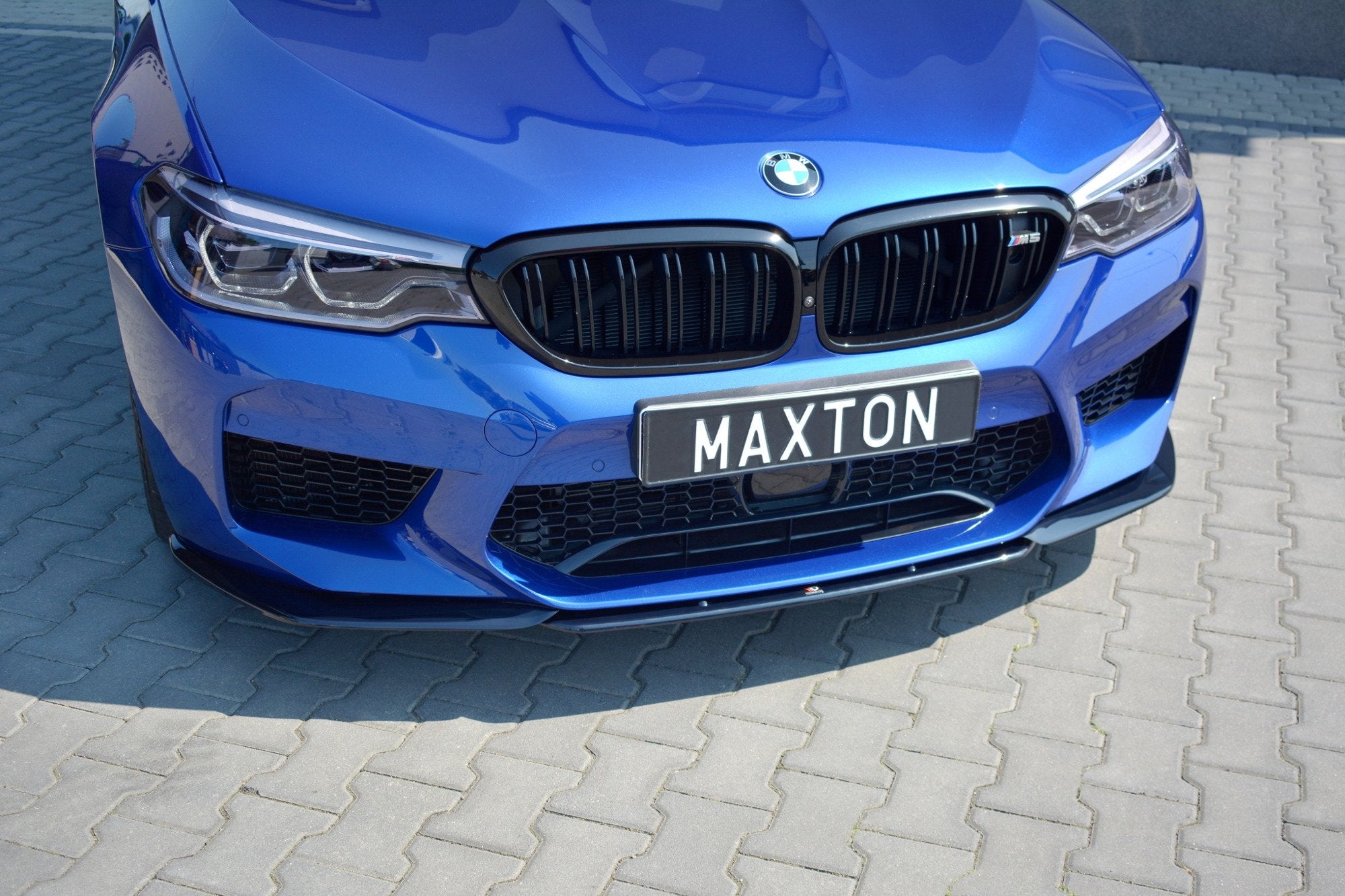 Maxton Design Street+ Spoilerlippe Front Ansatz V.2 passend für BMW M5 F90 schwarz Hochglanz
