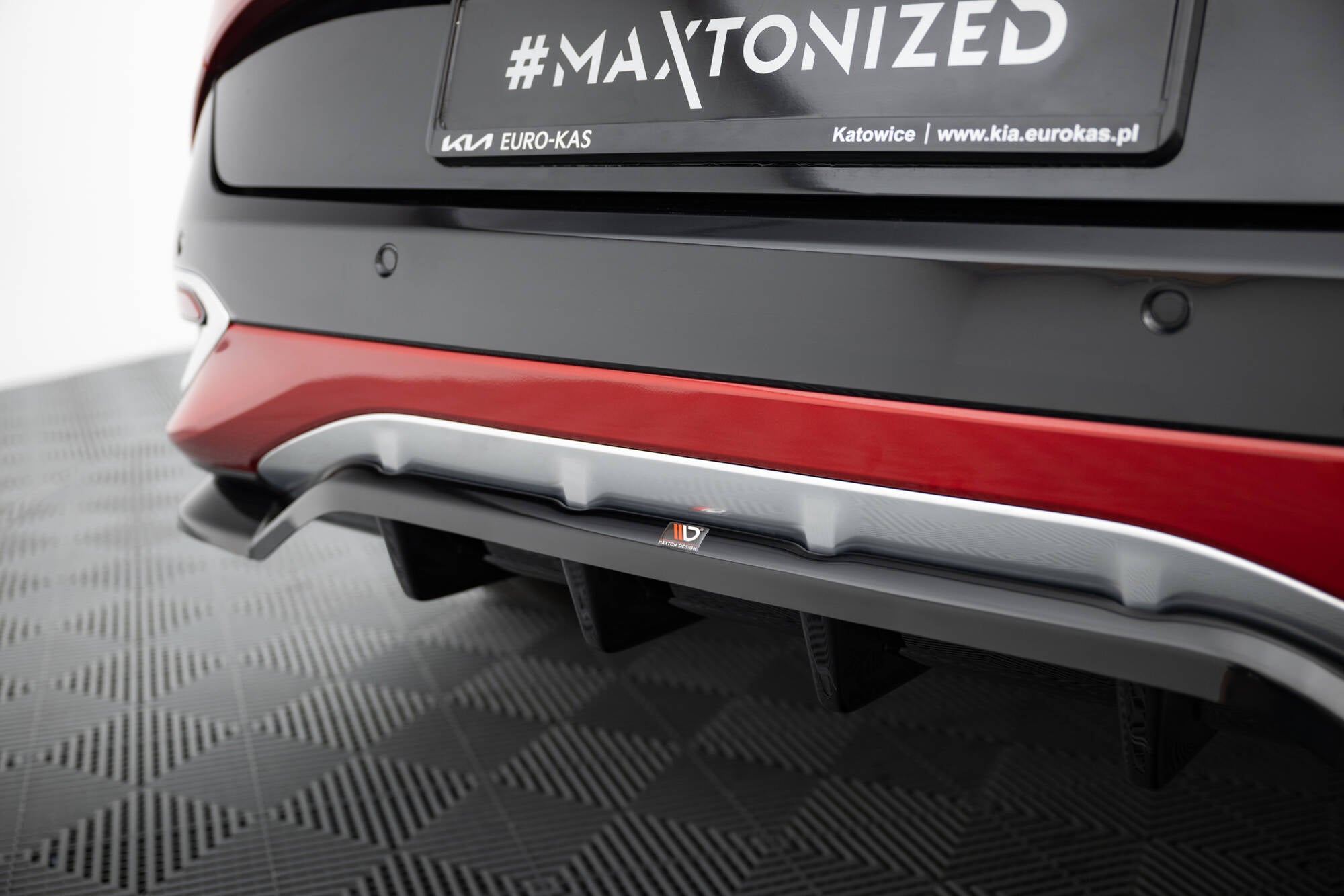 Maxton Design Street+ Mittlerer Diffusor RACE passend für Kia Sportage GT-Line Mk5 schwarz Hochglanz