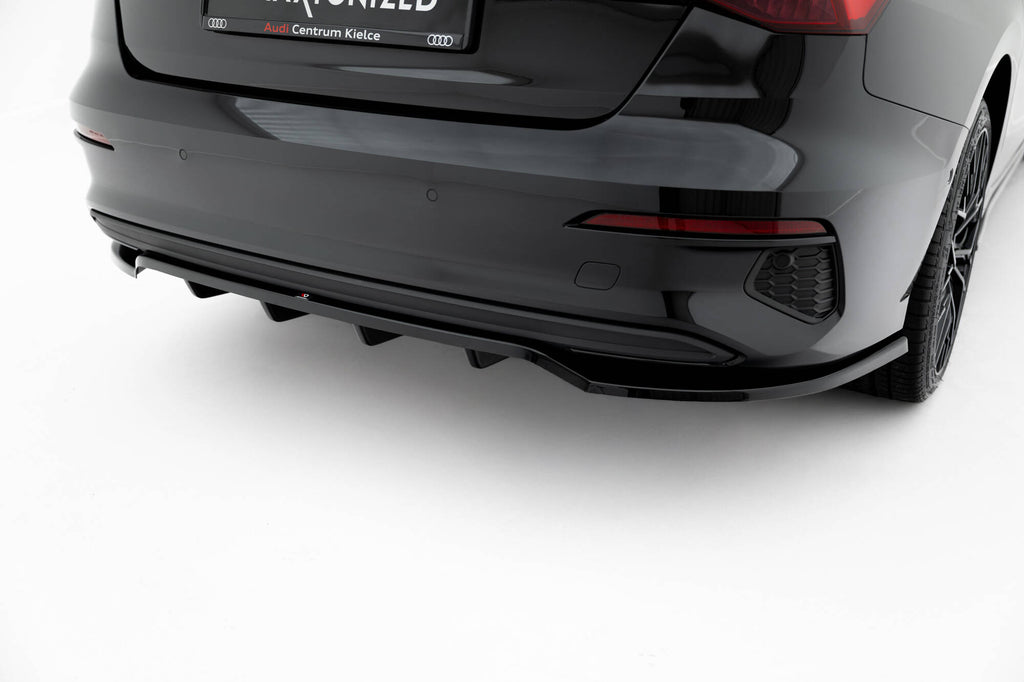 Maxton Design Street+ Mittlerer Diffusor RACE passend für Audi A3 Limousine 8Y schwarz Hochglanz