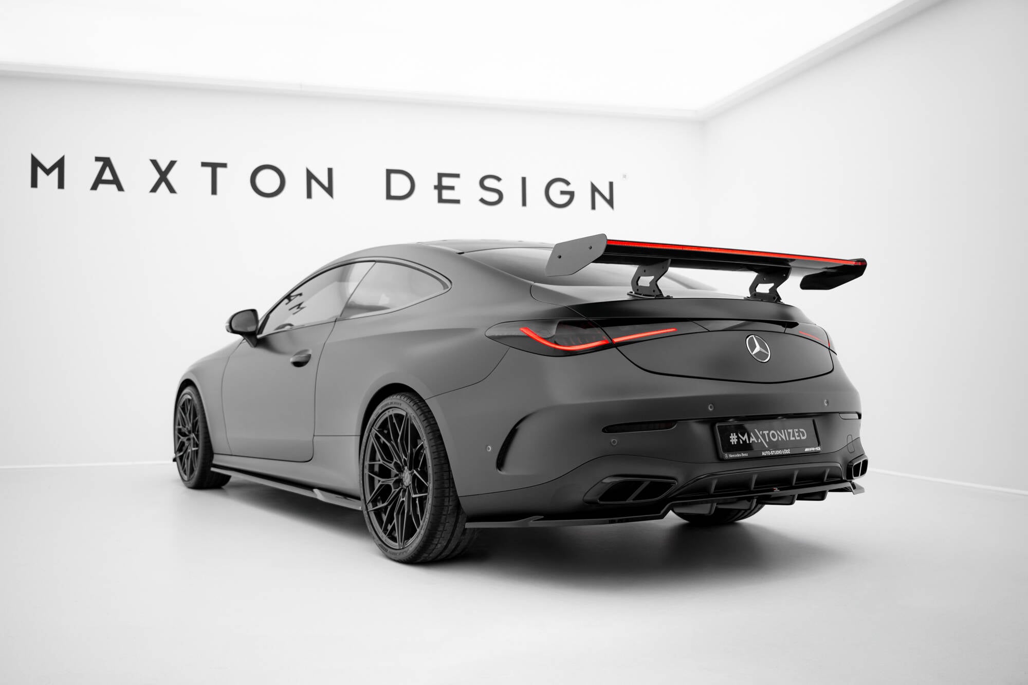 Maxton Design Carbon Spoiler V.1 + LED Mercedes-AMG CLE 53 C236 für Mercedes-Benz CLE C236