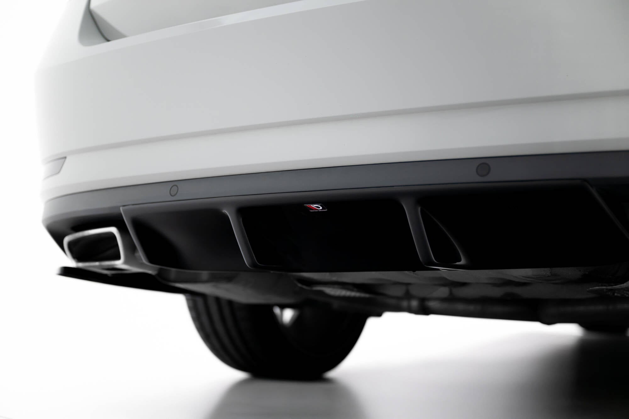 Maxton Design Diffusor Heck Ansatz V.1 passend für Skoda Superb Liftback / Combi Mk3 schwarz Hochglanz