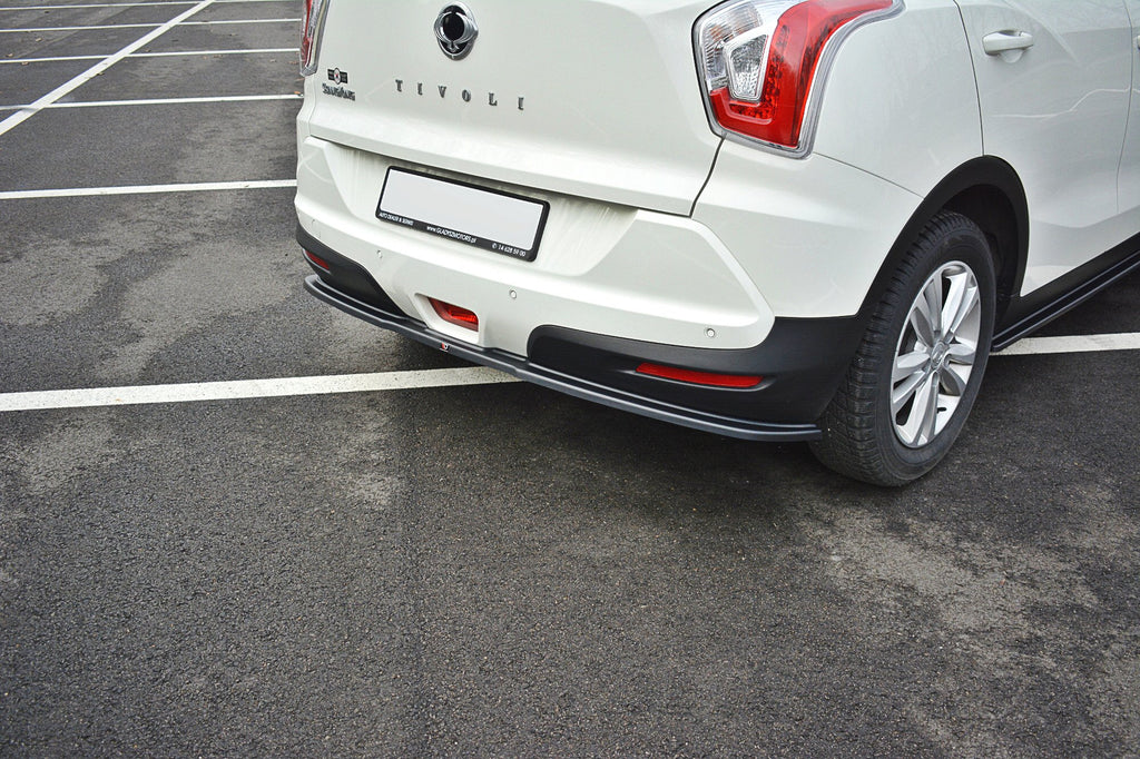 Maxton Design Heckansatz SSANGYONG TIVOLI schwarz Hochglanz für SsangYong Tivoli Mk1