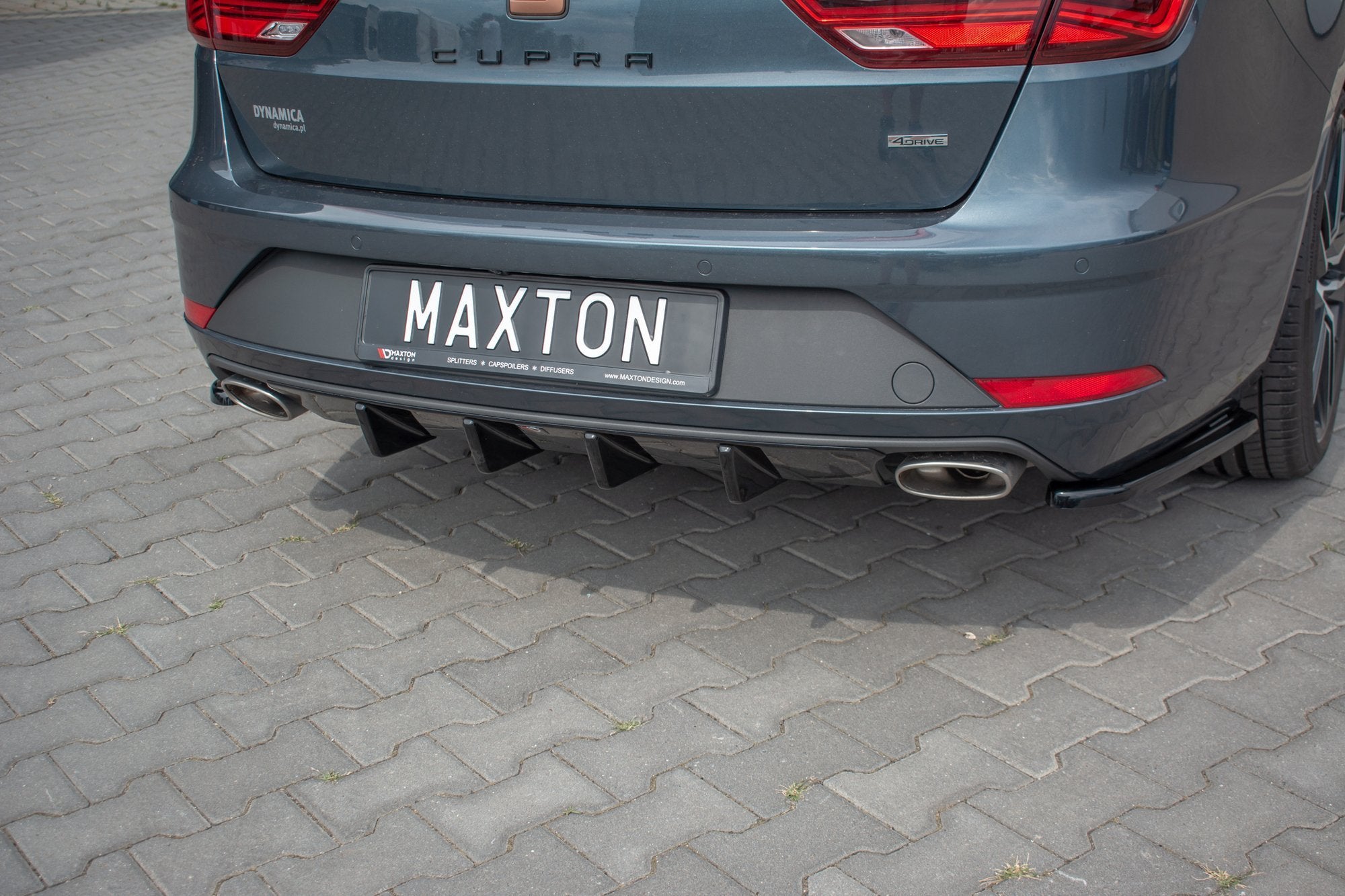 Maxton Design Diffusor Heck Ansatz V.1 passend für Seat Leon Cupra Mk3 FL Sportstourer schwarz Hochglanz