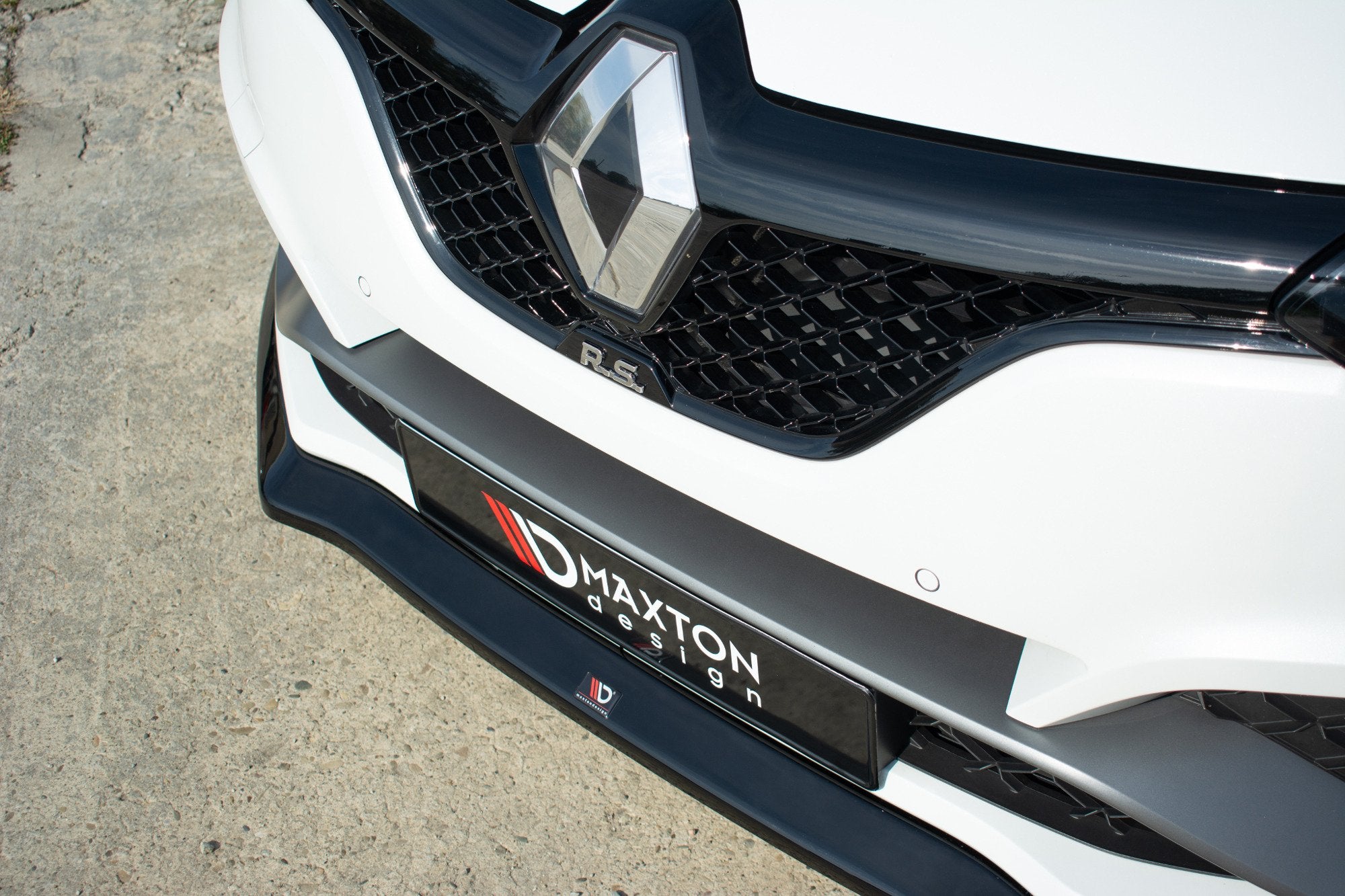 Maxton Design Street+ Spoilerlippe Front Ansatz V.2 passend für Renault Megane IV RS schwarz Hochglanz