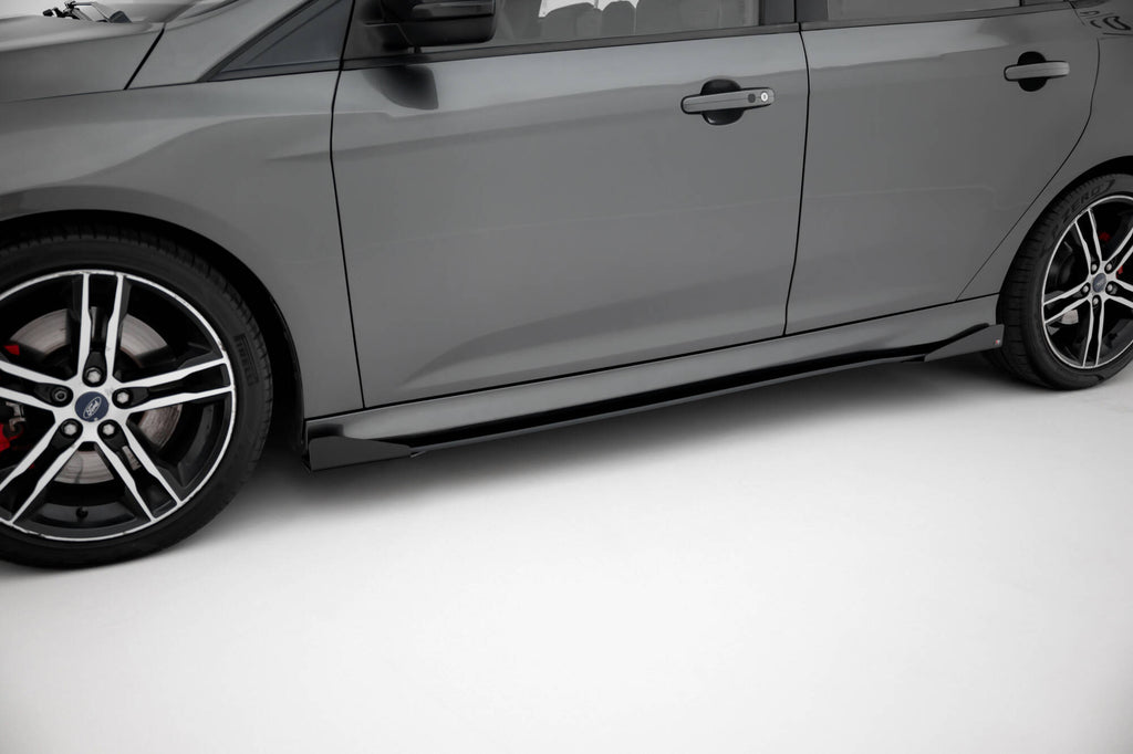 Maxton Design Street Pro Street+ Seitenschweller Leisten + Flaps passend für Ford Focus ST Mk3 Facelift schwarz Hochglanz