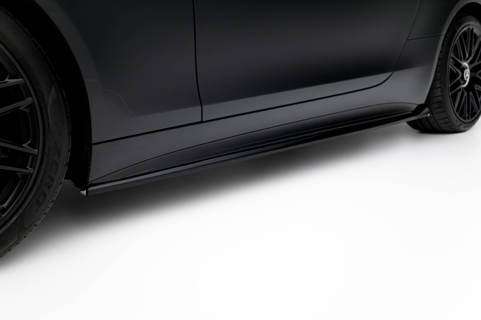 Maxton Design Street+ Seitenschweller Leisten passend für Mercedes-AMG SL 63 R232 schwarz Hochglanz