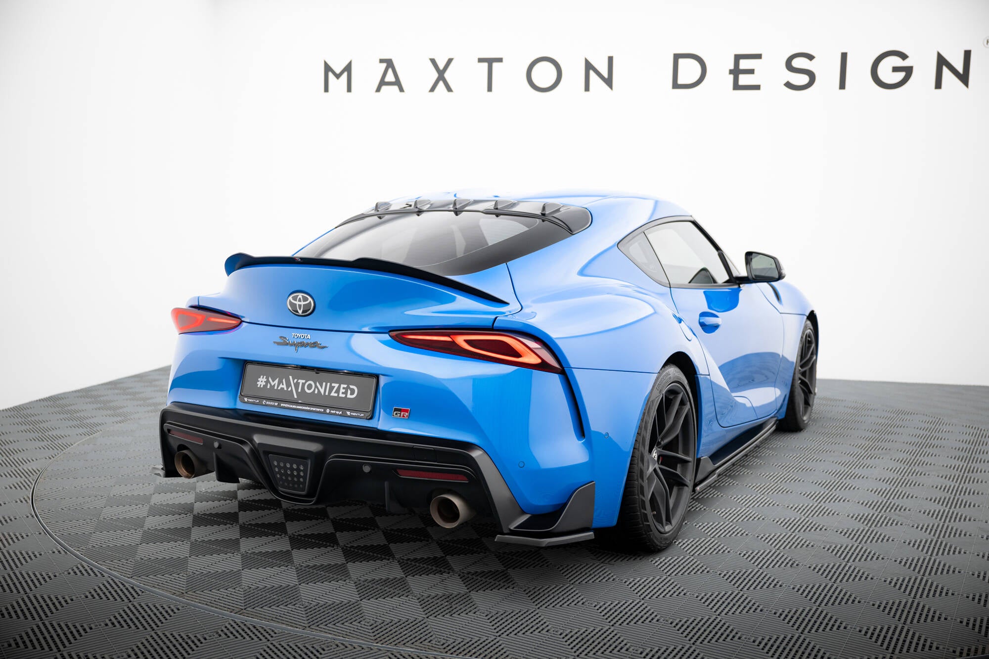 Maxton Design Heck Ansatz Flaps Diffusor V.2 passend für Toyota Supra Mk5 schwarz Hochglanz
