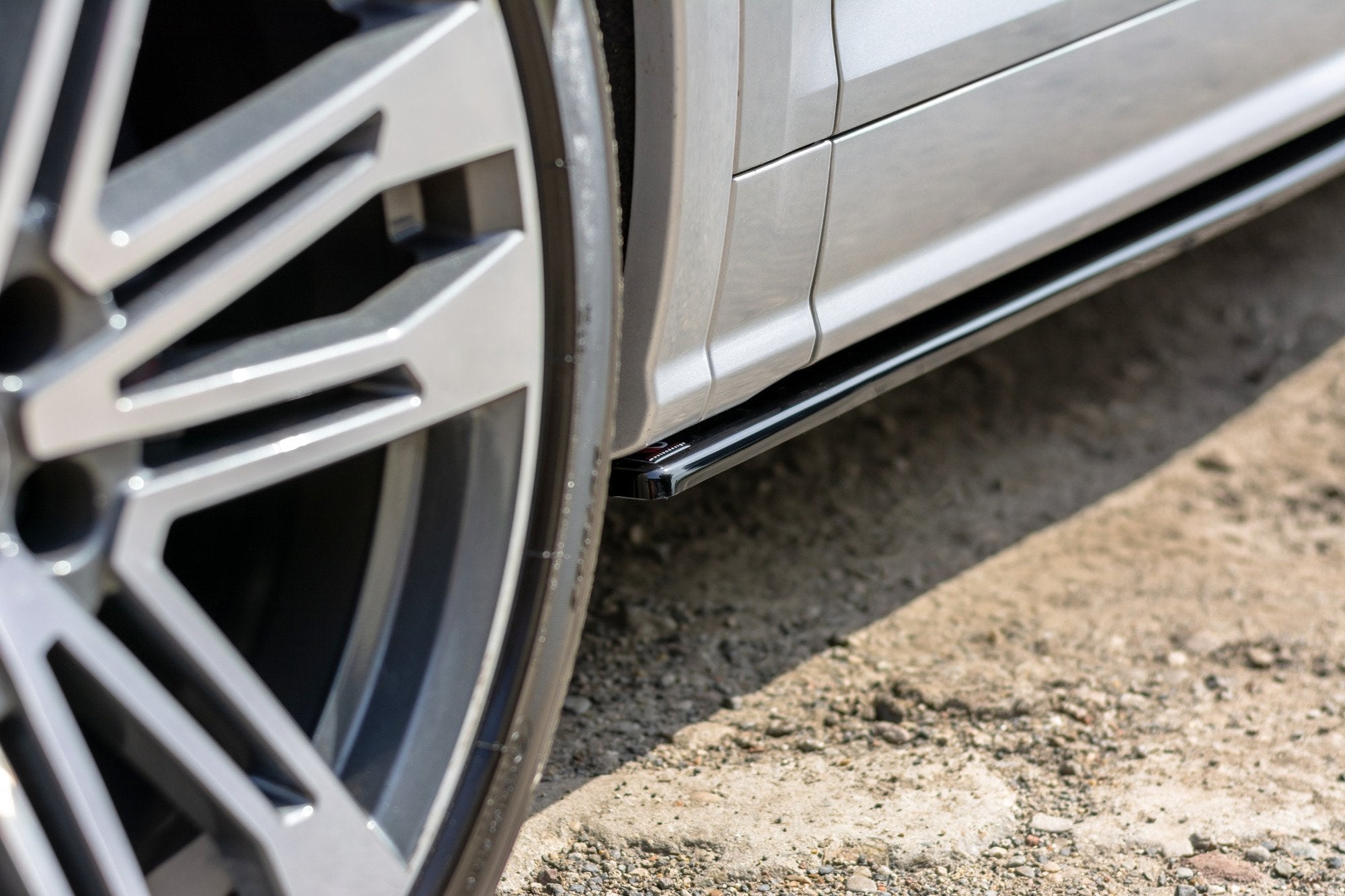 Maxton Design Street+ Seitenschweller Leisten passend für Audi SQ5/Q5 S-line Mk2 schwarz Hochglanz