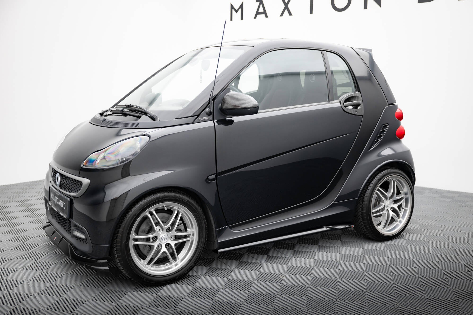 Maxton Design Street+ Seitenschweller Leisten passend für Brabus Smart Fortwo C451 Facelift schwarz Hochglanz