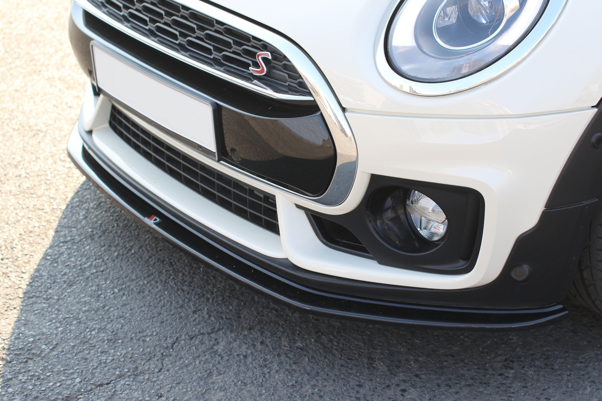 Maxton Design Street+ Spoilerlippe Front Ansatz V.1 passend für MINI CLUBMAN S MK2 (F54) JCW schwarz Hochglanz