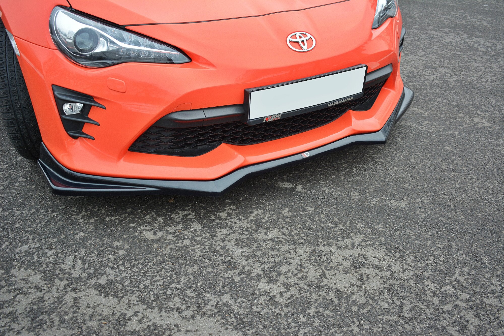 Maxton Design Street+ Spoilerlippe Front Ansatz V.2 passend für Toyota GT86 Facelift schwarz Hochglanz