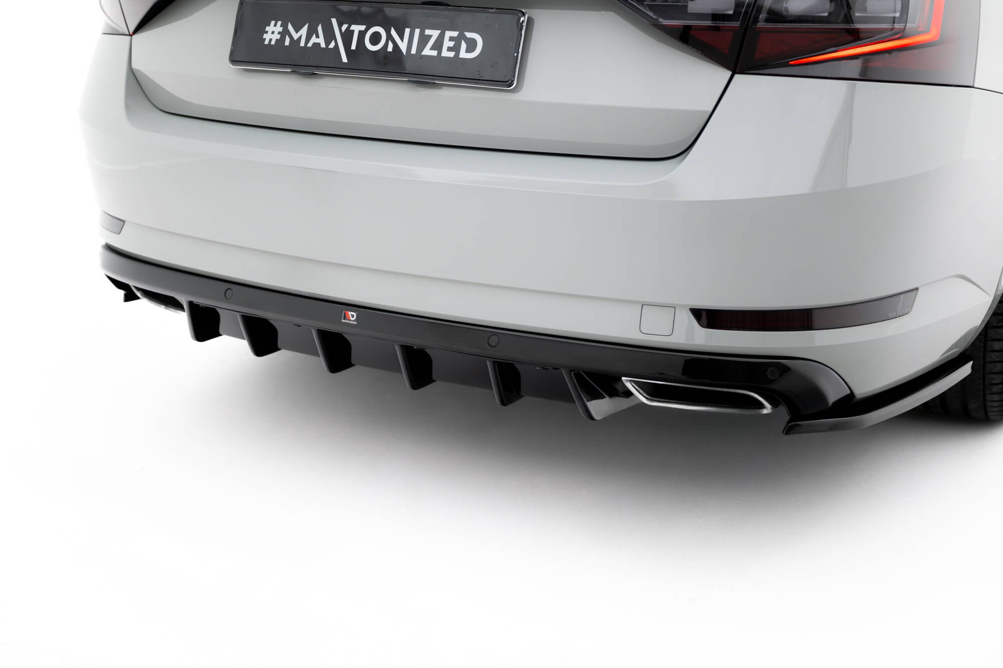 Maxton Design Diffusor Heck Ansatz passend für Skoda Superb Liftback / Combi Mk3 schwarz Hochglanz