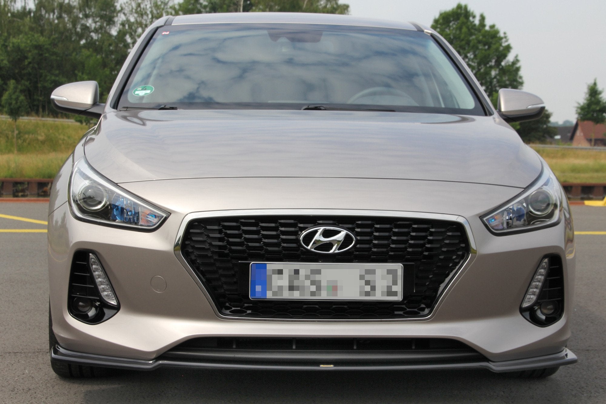 Maxton Design Street+ Spoilerlippe Front Ansatz V.1 passend für HYUNDAI I30 MK3 HATCHBACK schwarz Hochglanz